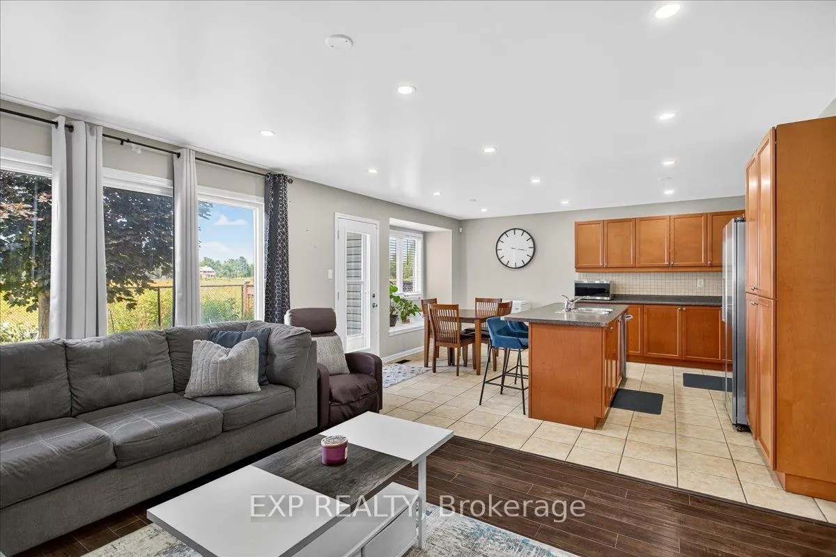 38 John W Taylor Avenue
