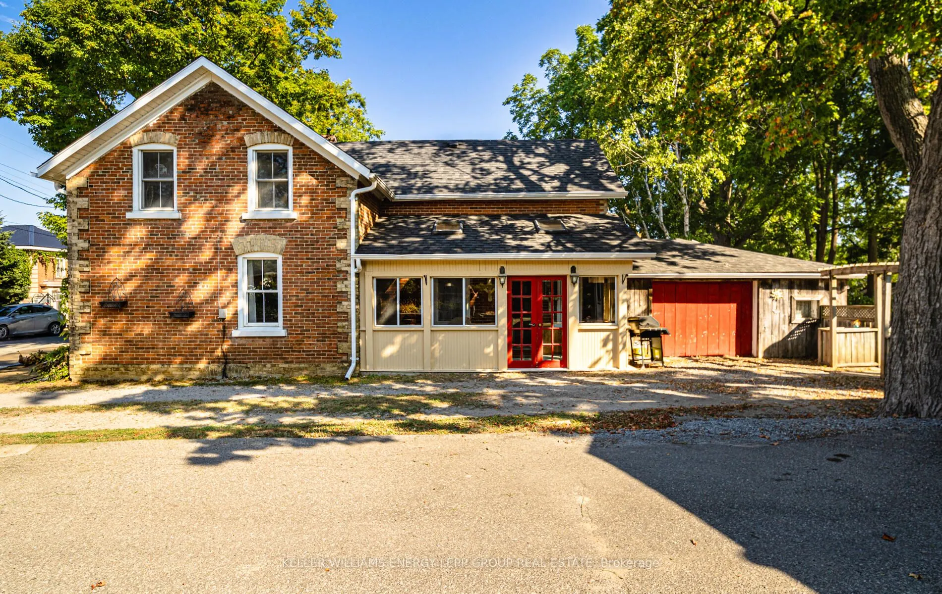 156 St. John Street