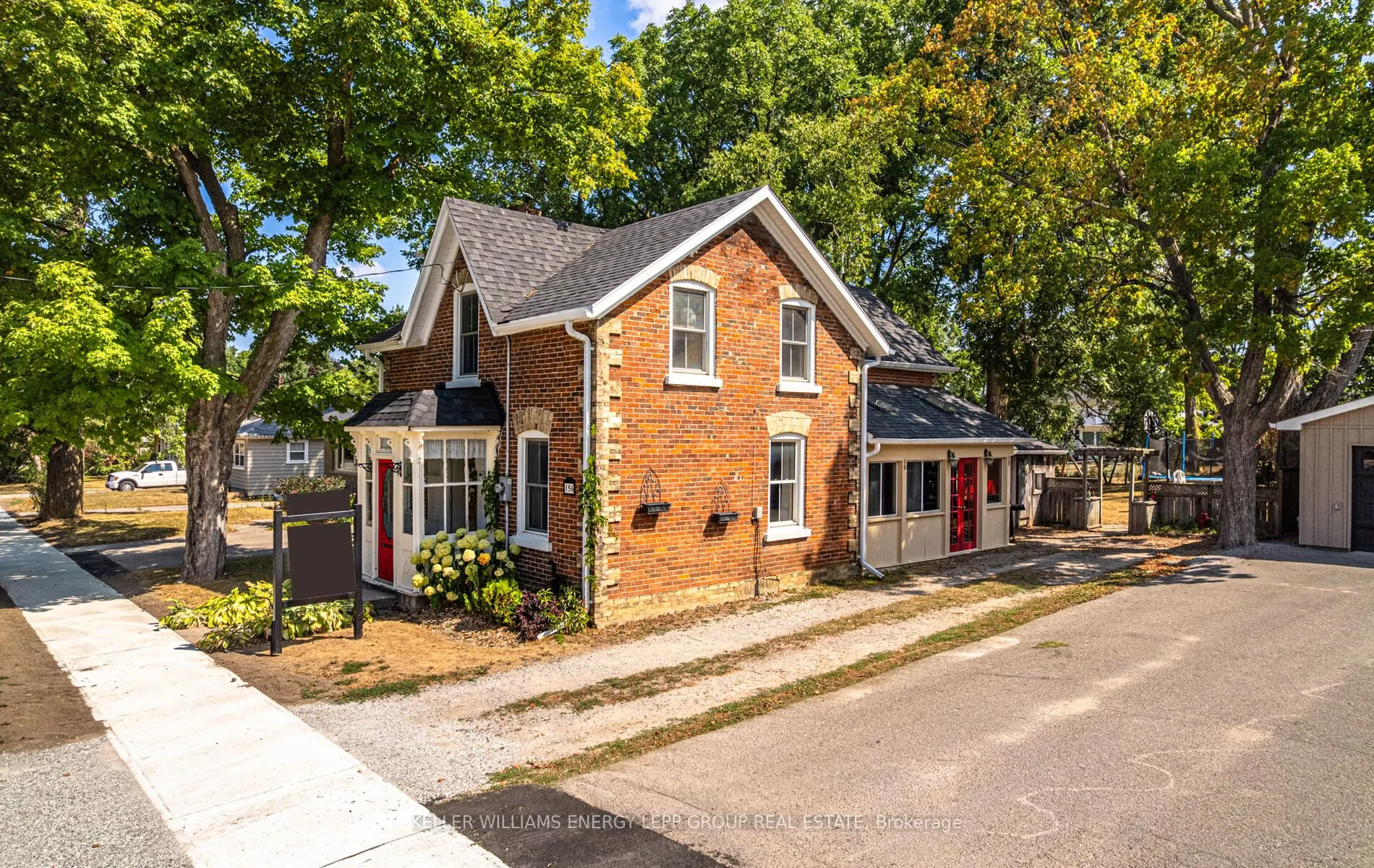 156 St. John Street