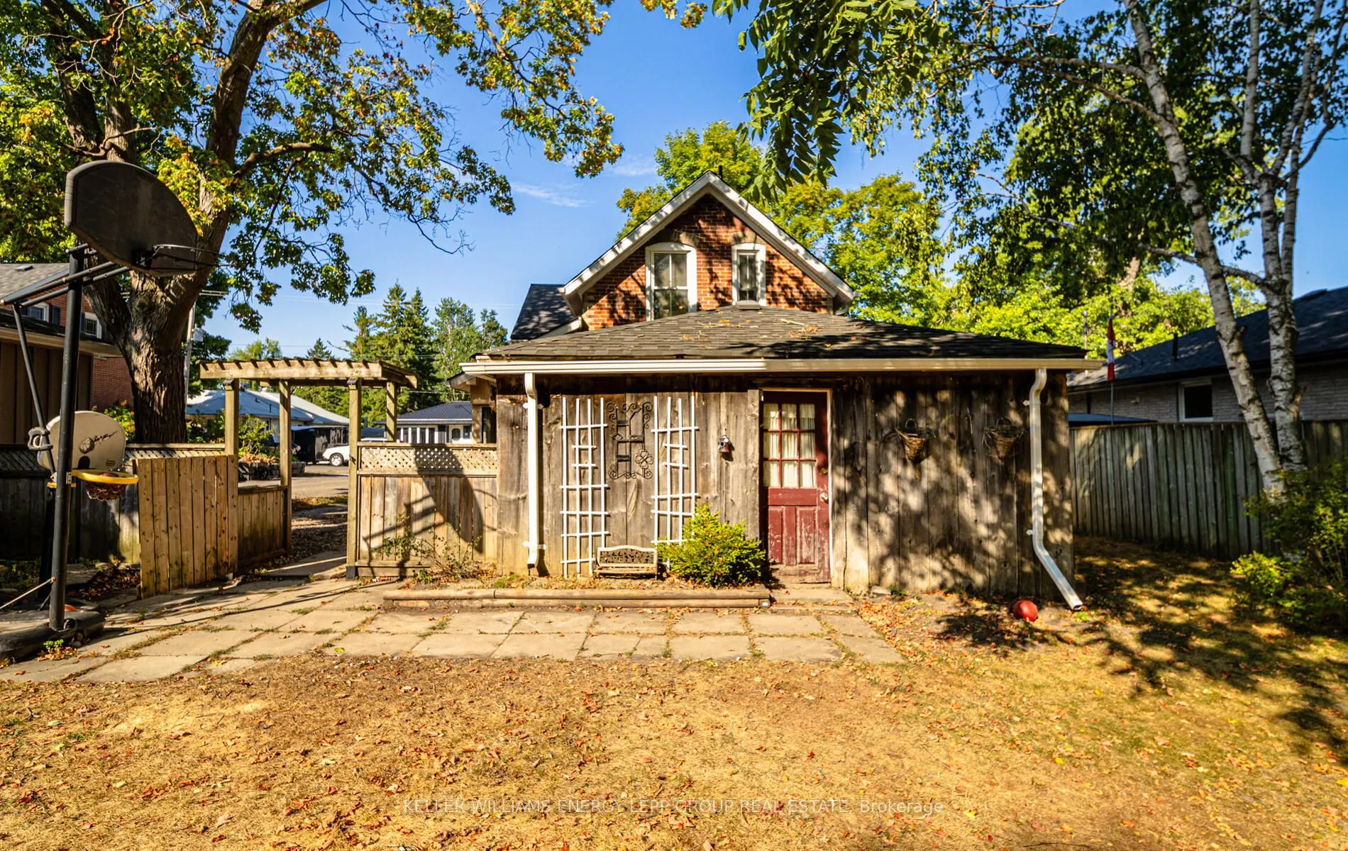 156 St. John Street