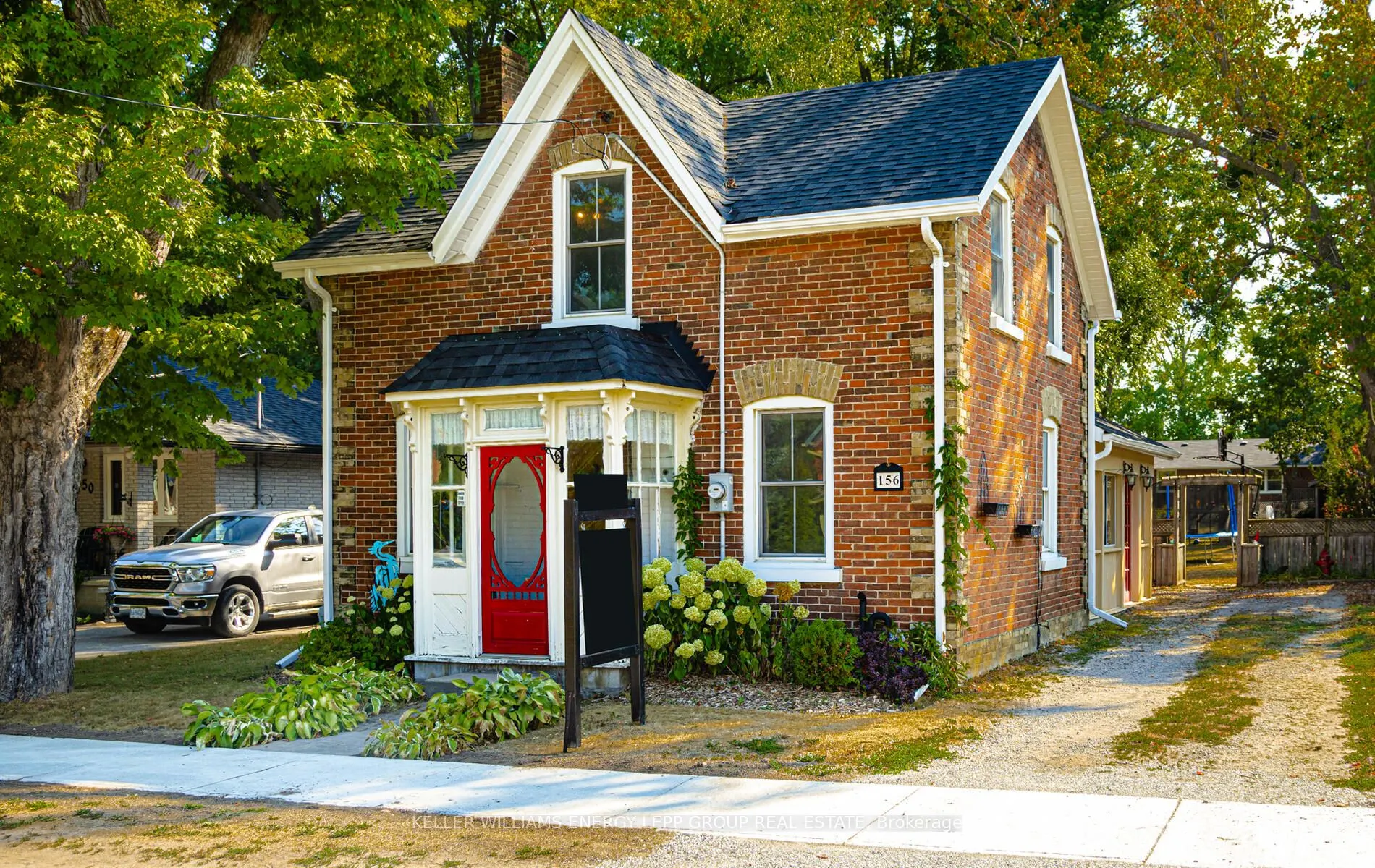 156 St. John Street