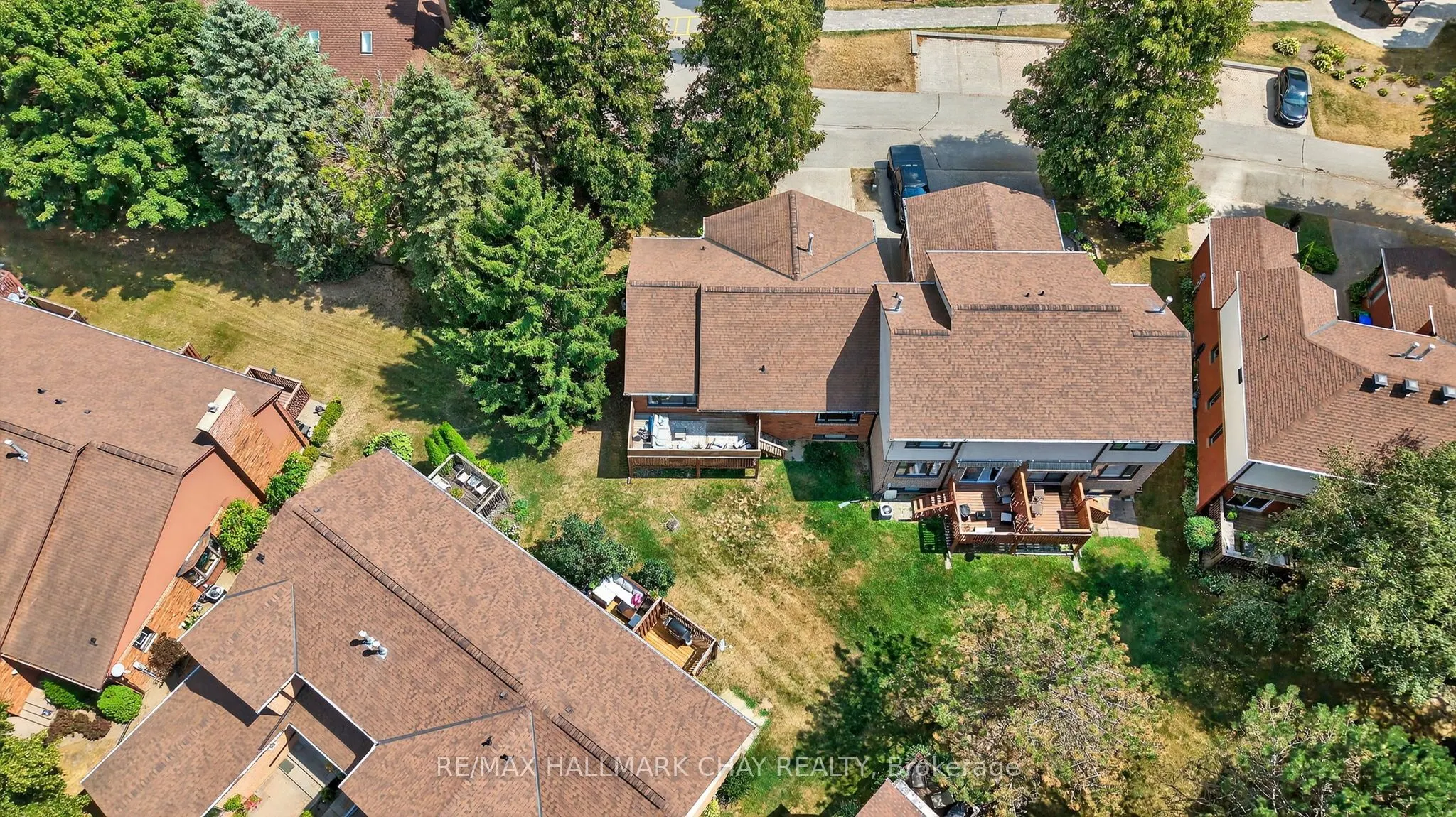 33 Parkette Drive, #13