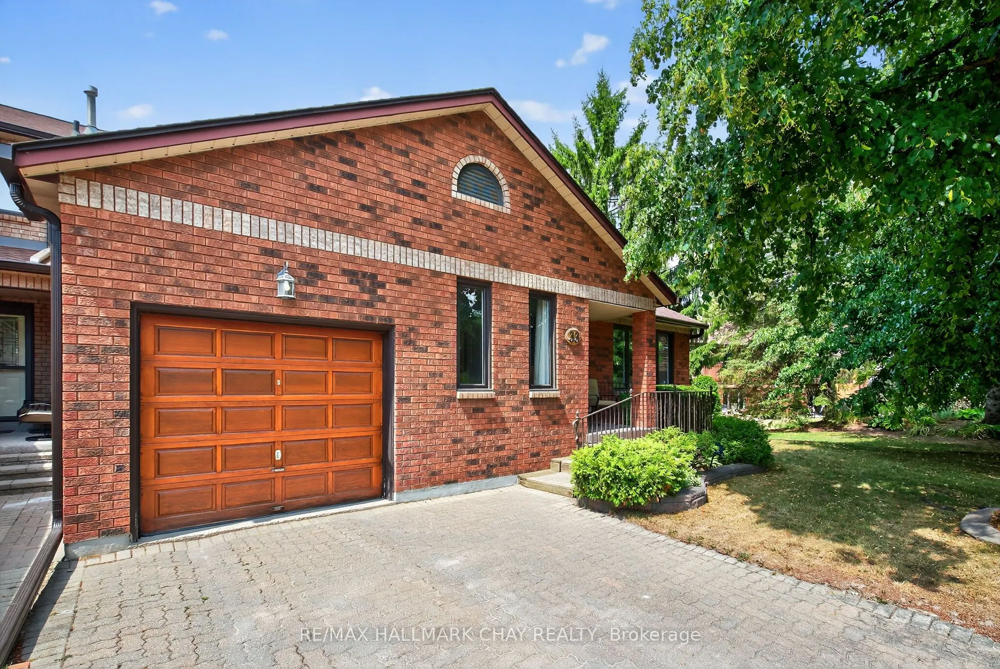 33 Parkette Drive, #13