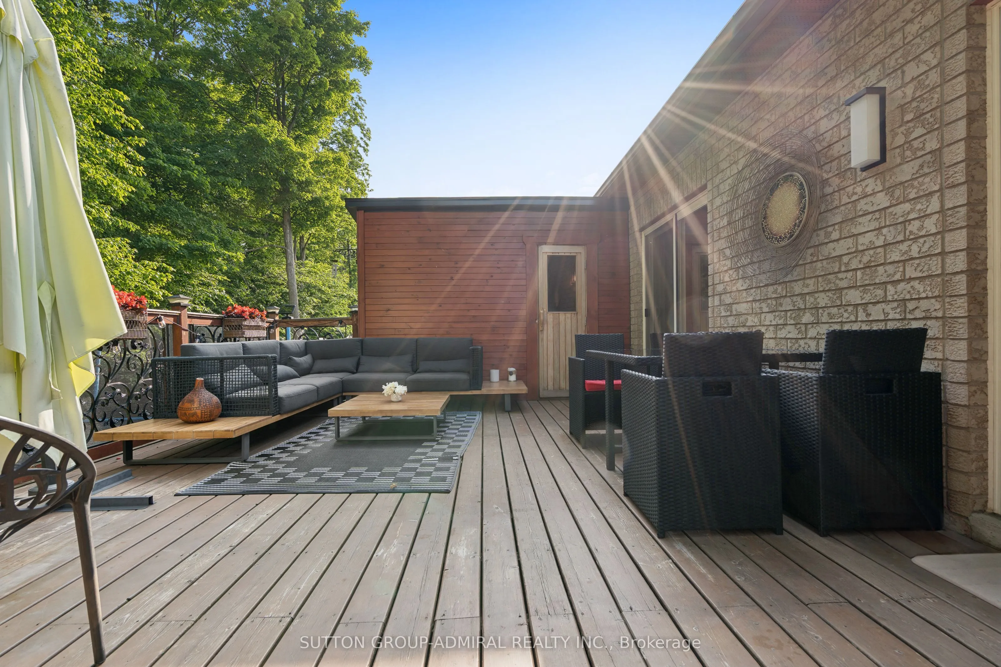 1221 Laurand Street