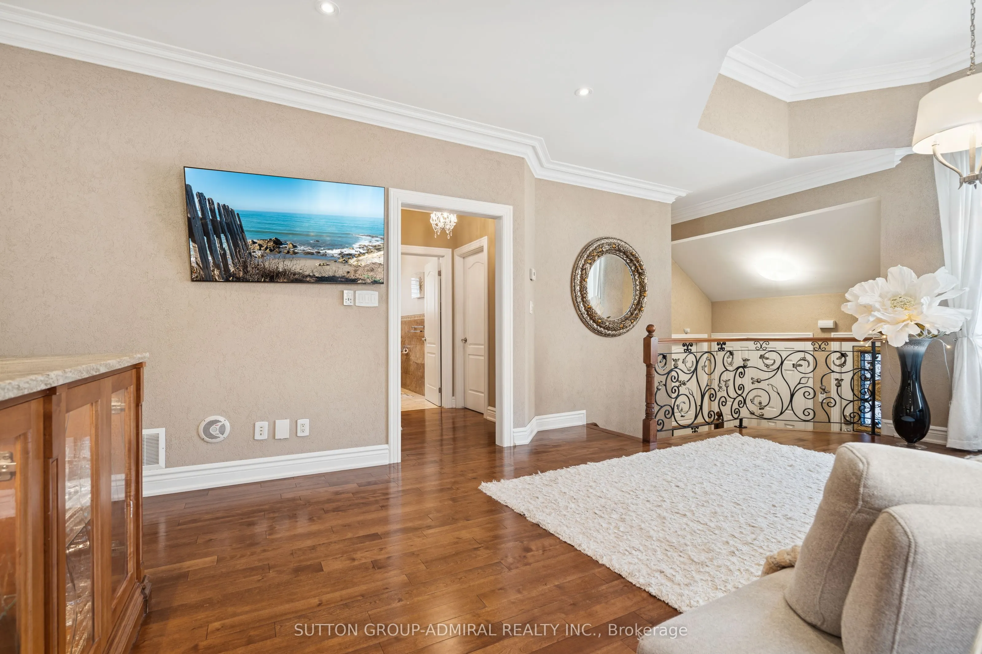 1221 Laurand Street