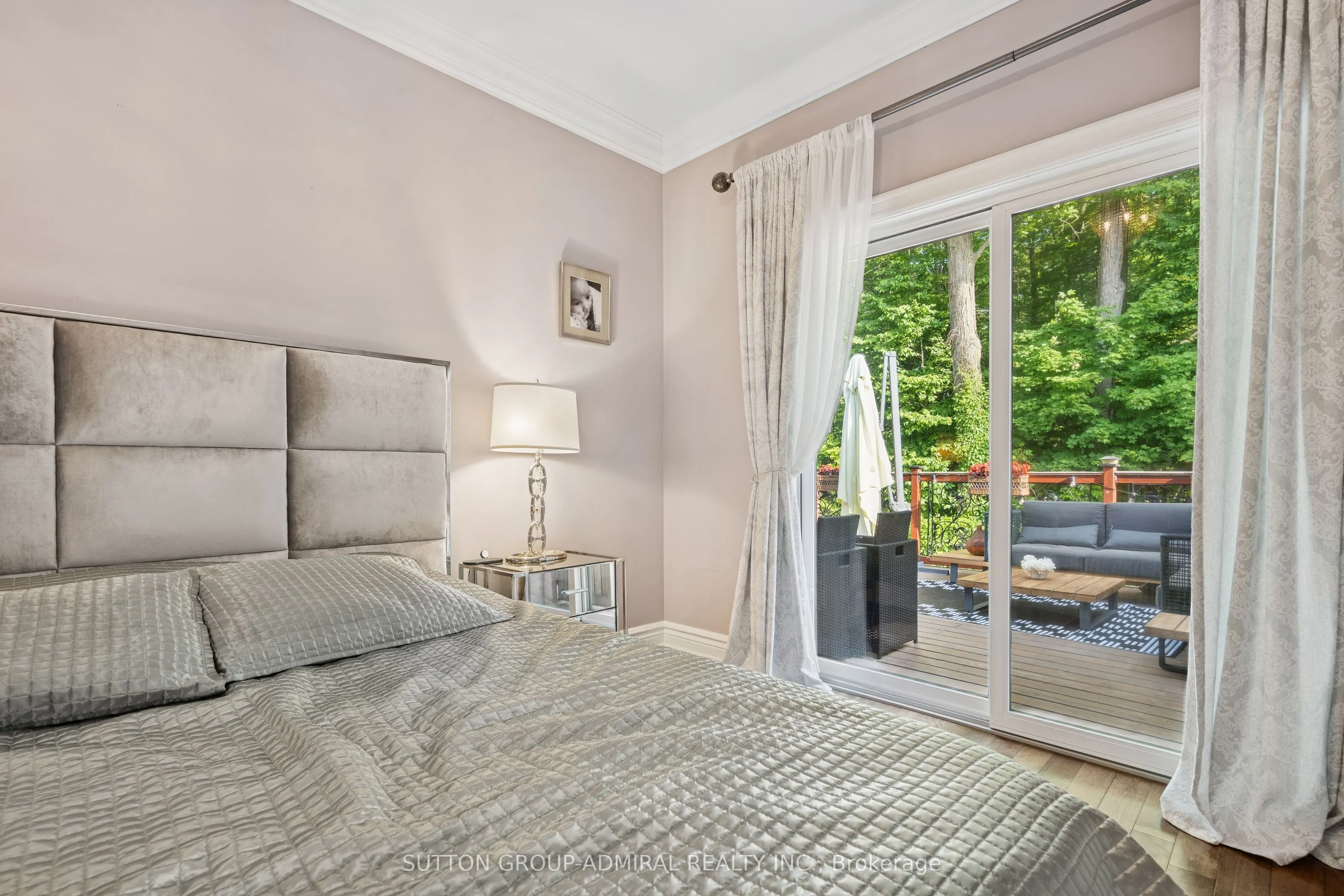 1221 Laurand Street