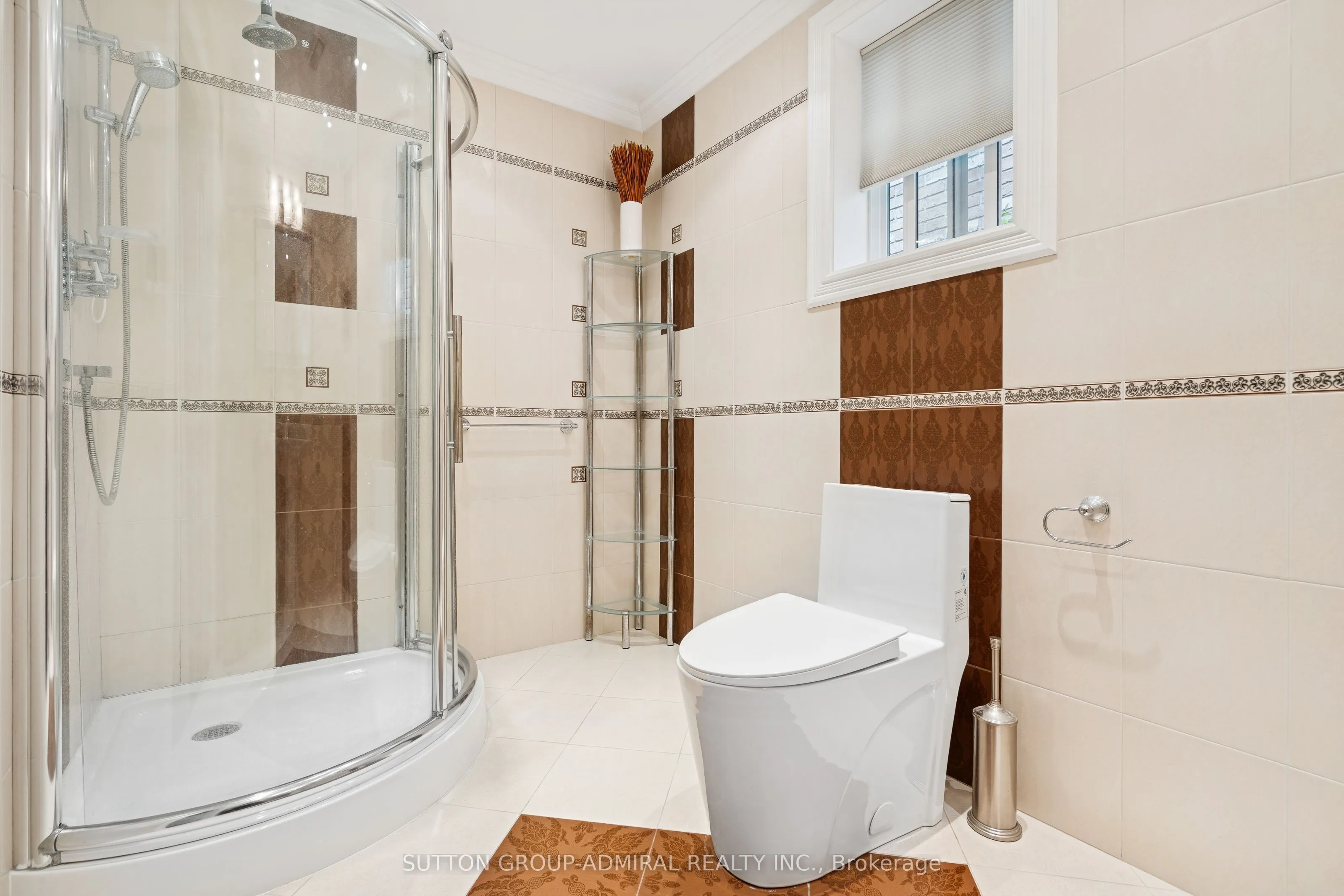 1221 Laurand Street