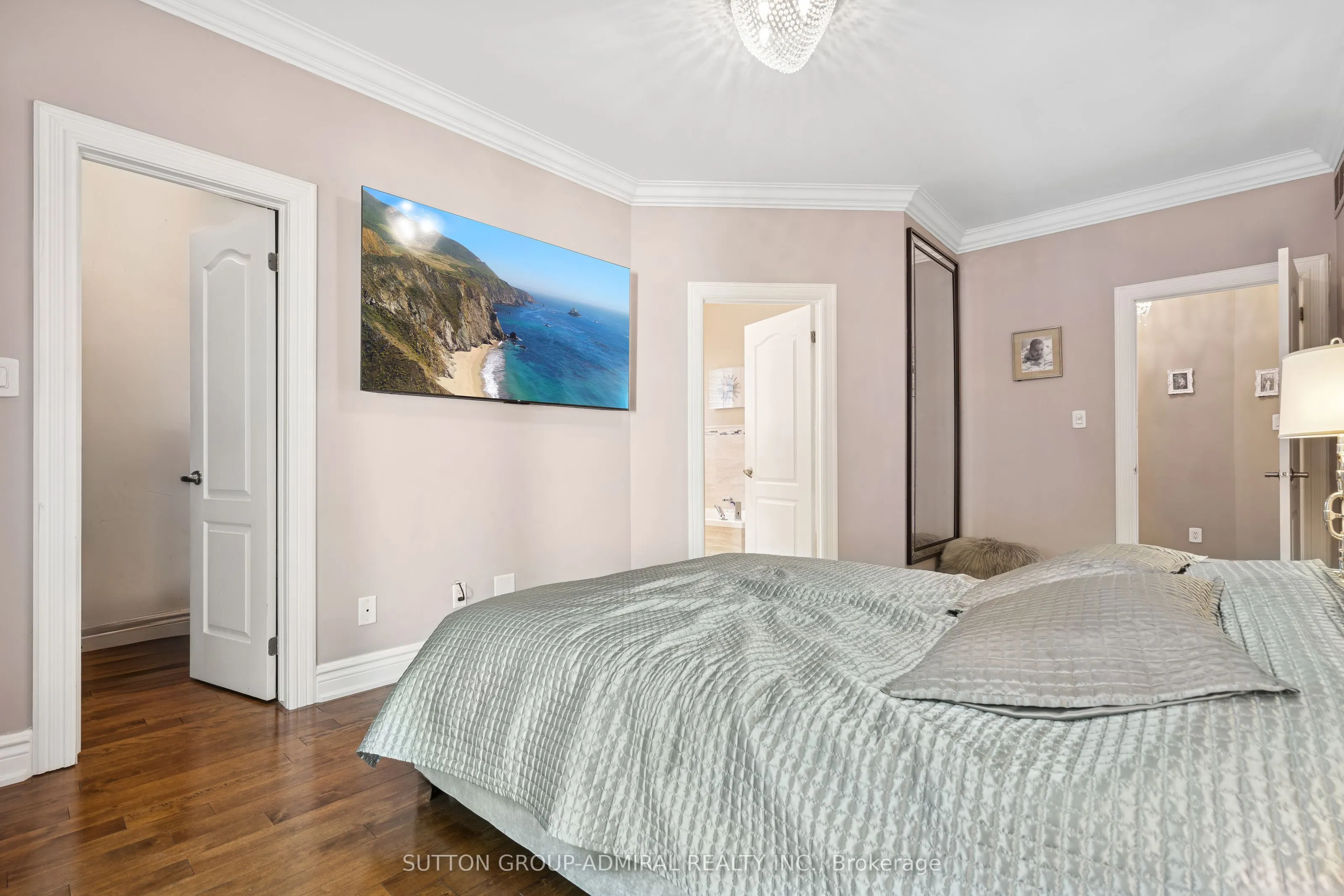 1221 Laurand Street