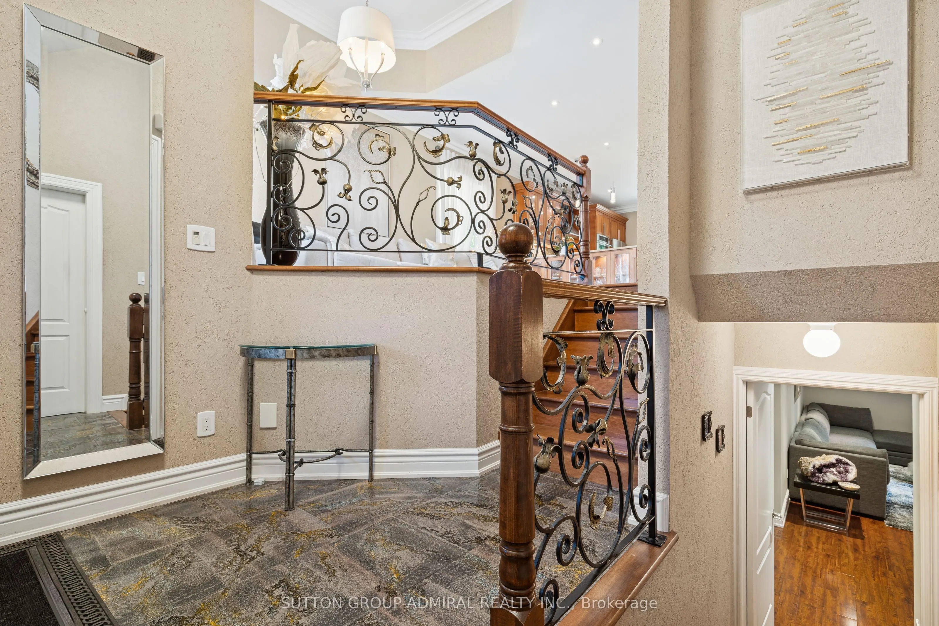 1221 Laurand Street