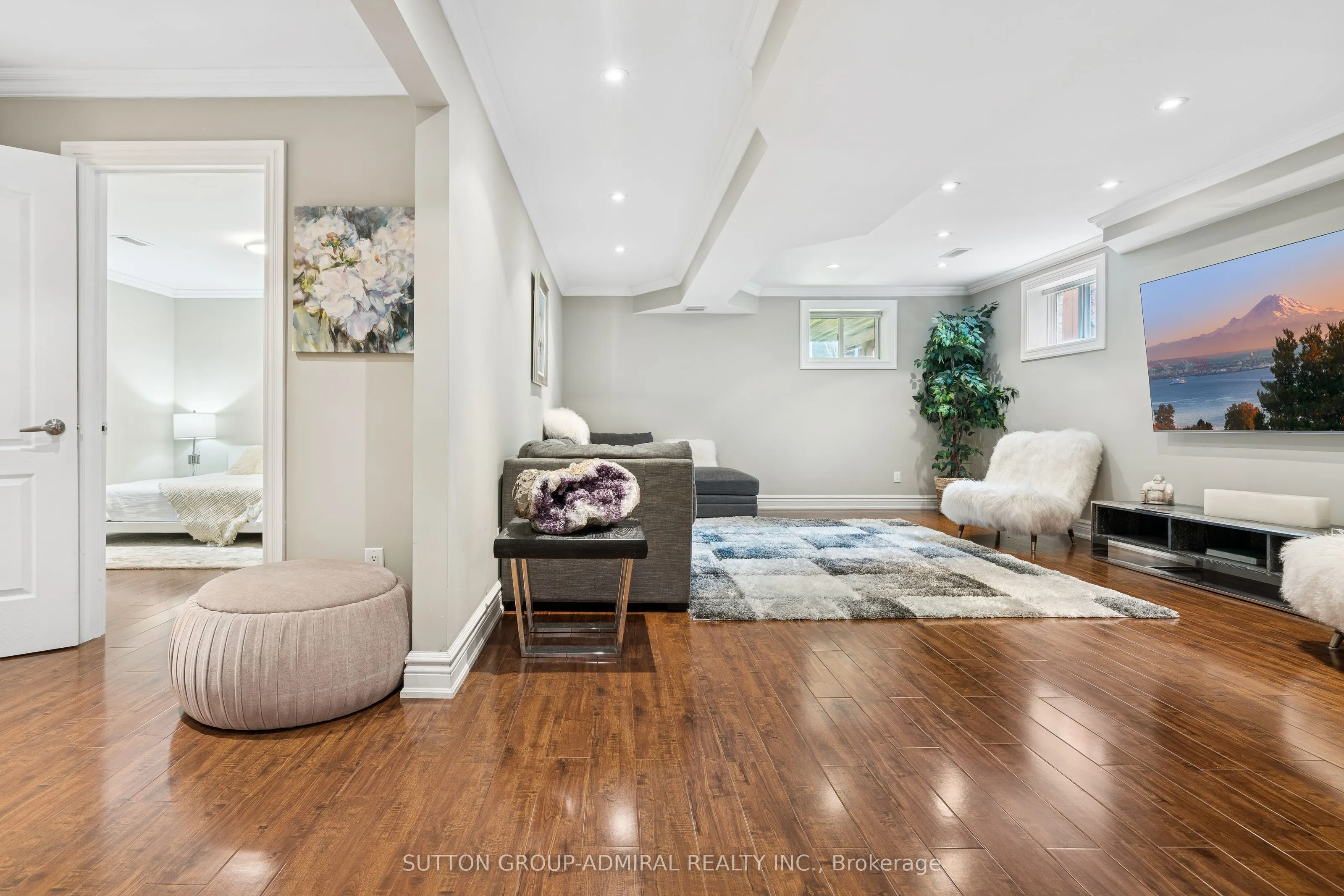 1221 Laurand Street