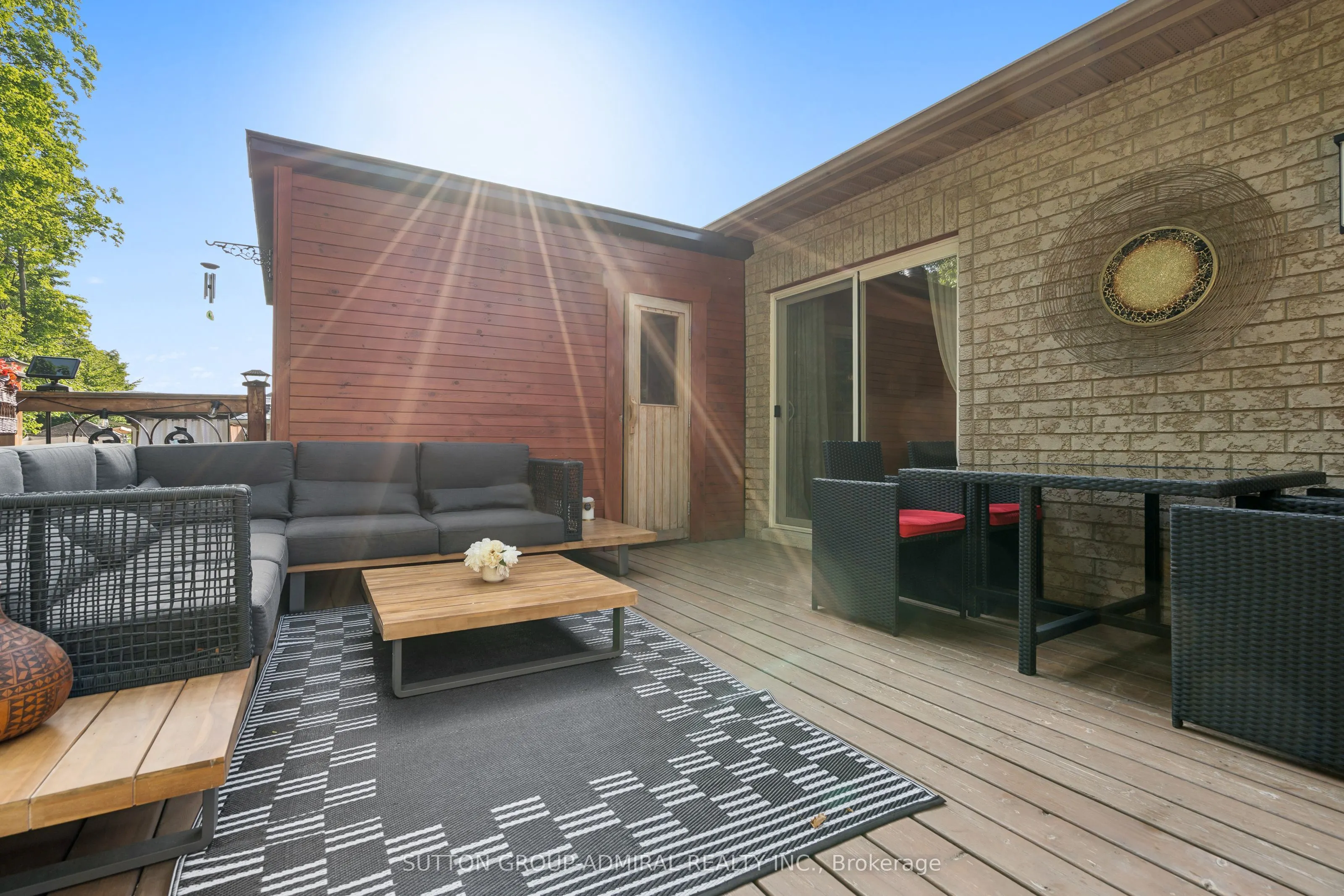 1221 Laurand Street