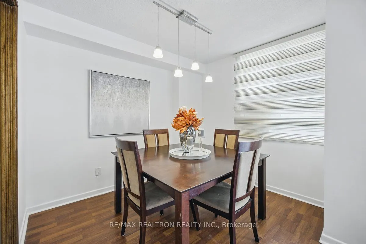 80 Inverlochy Boulevard, ##501