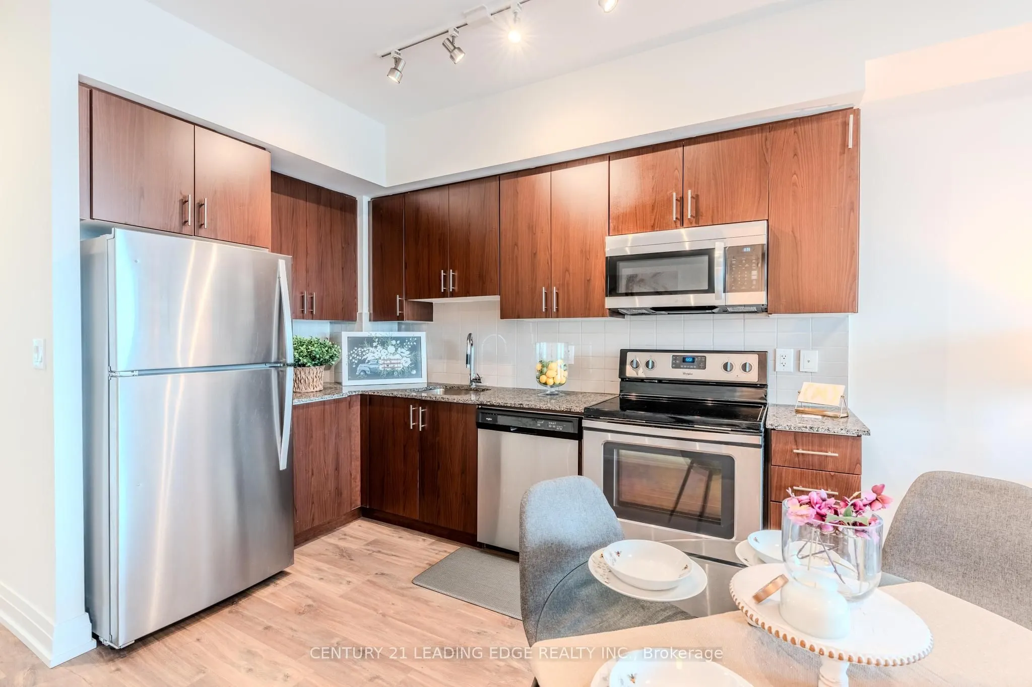 3700 HIGHWAY 7, #1807