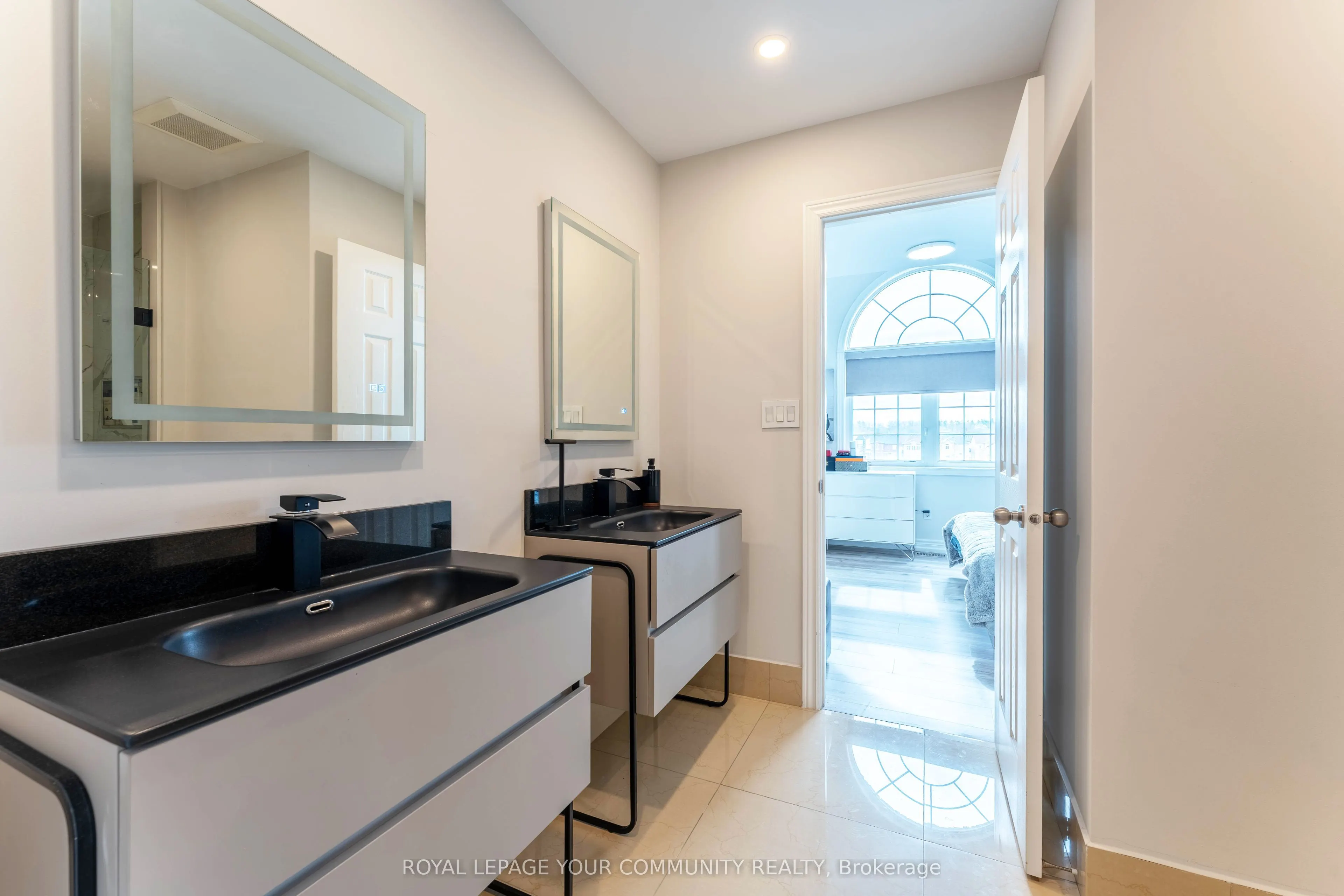 339 Thomas Cook Avenue