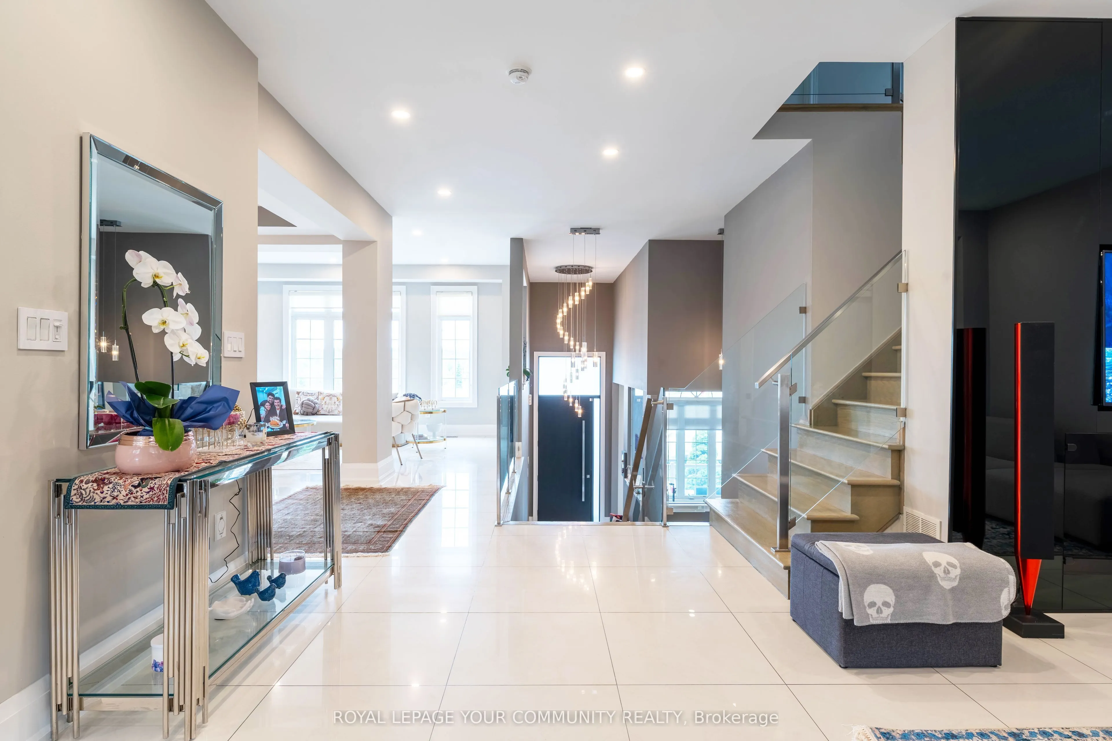339 Thomas Cook Avenue