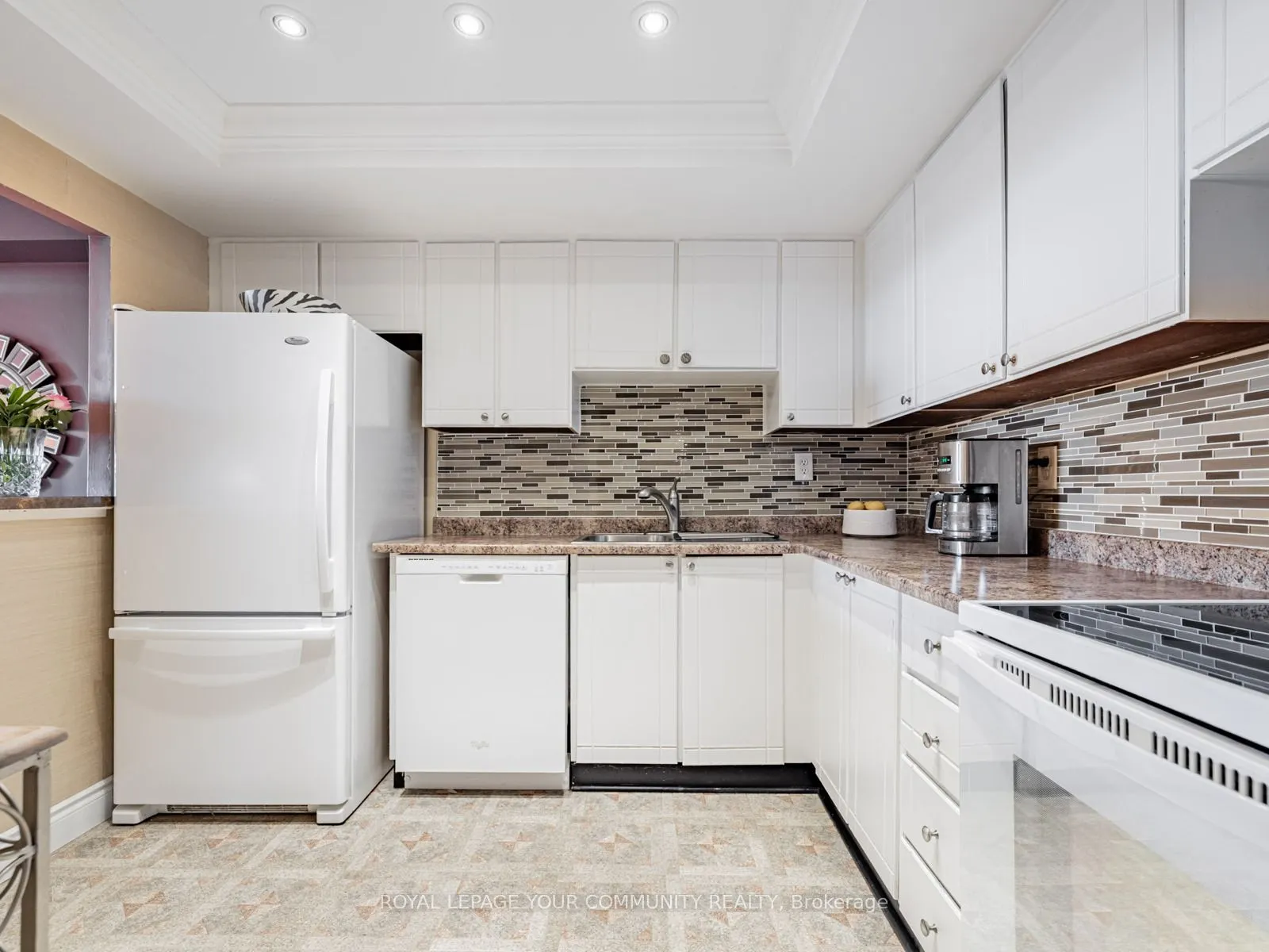 7811 Yonge Street, #508