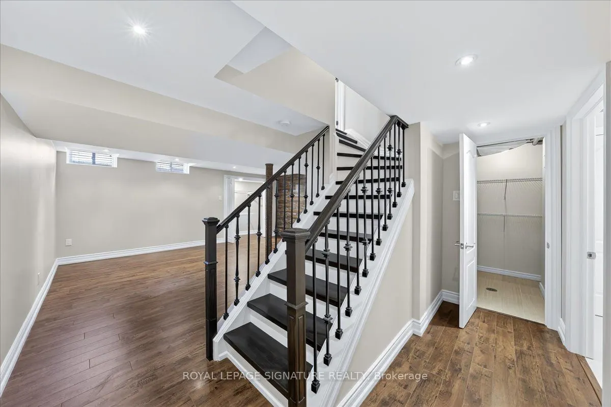 1245 Huron Court