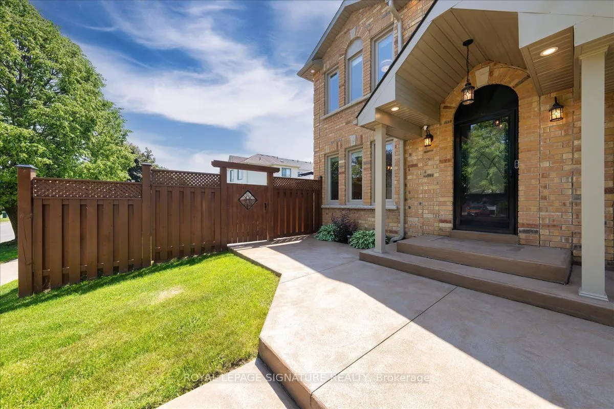 1245 Huron Court