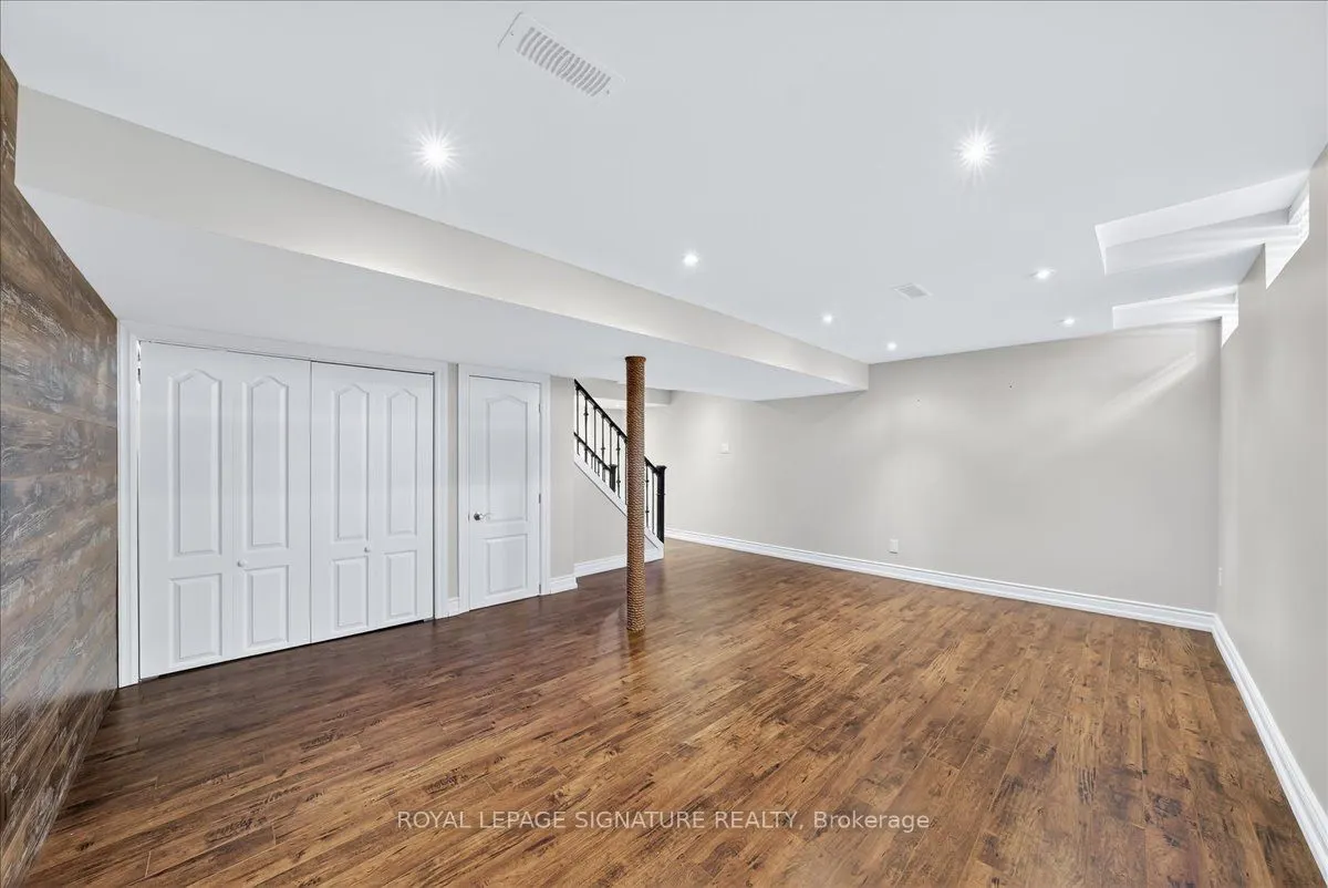 1245 Huron Court