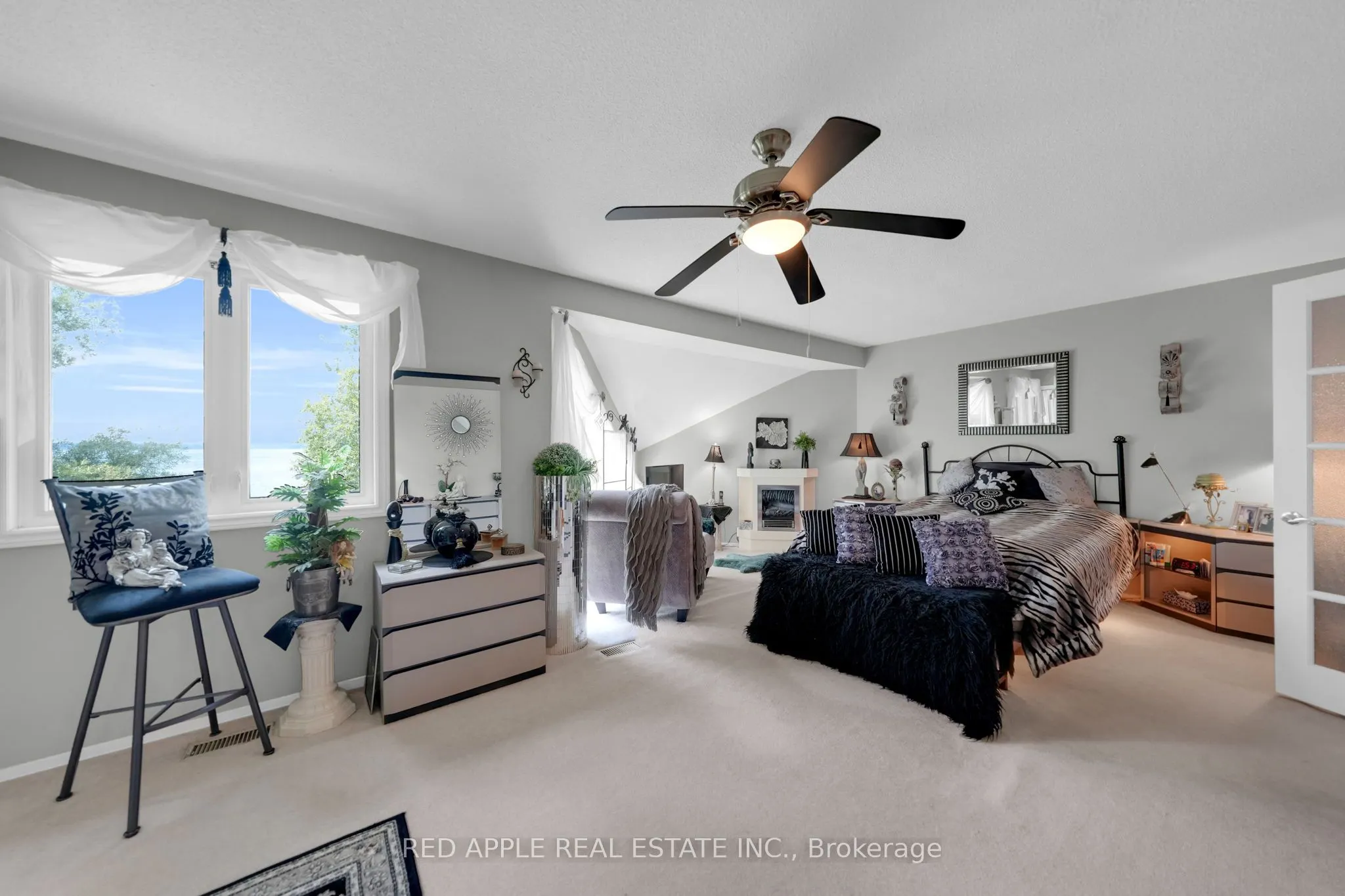 12 Davy Point Circle, #12