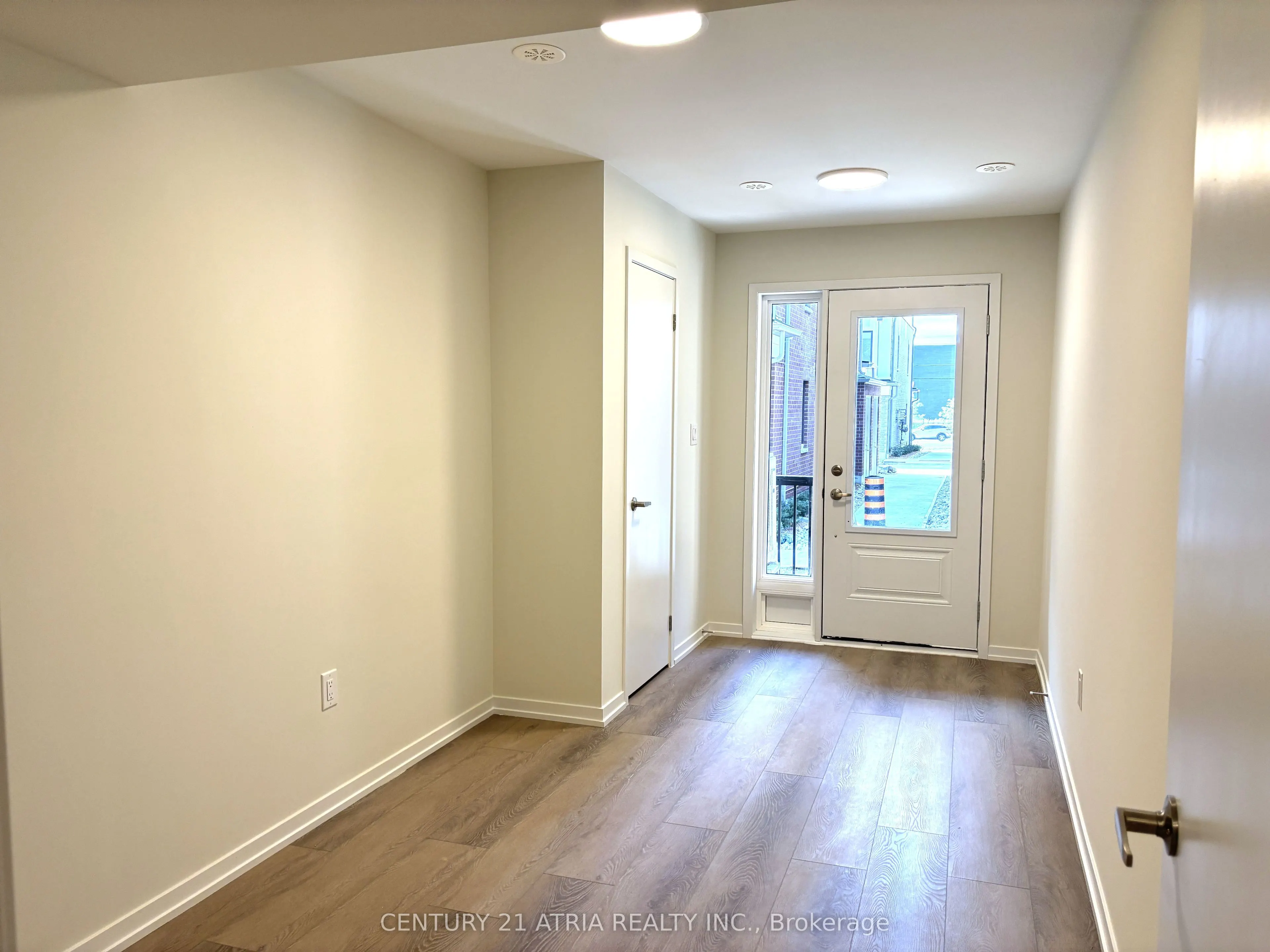 184 Matawin Lane, #0118BL11