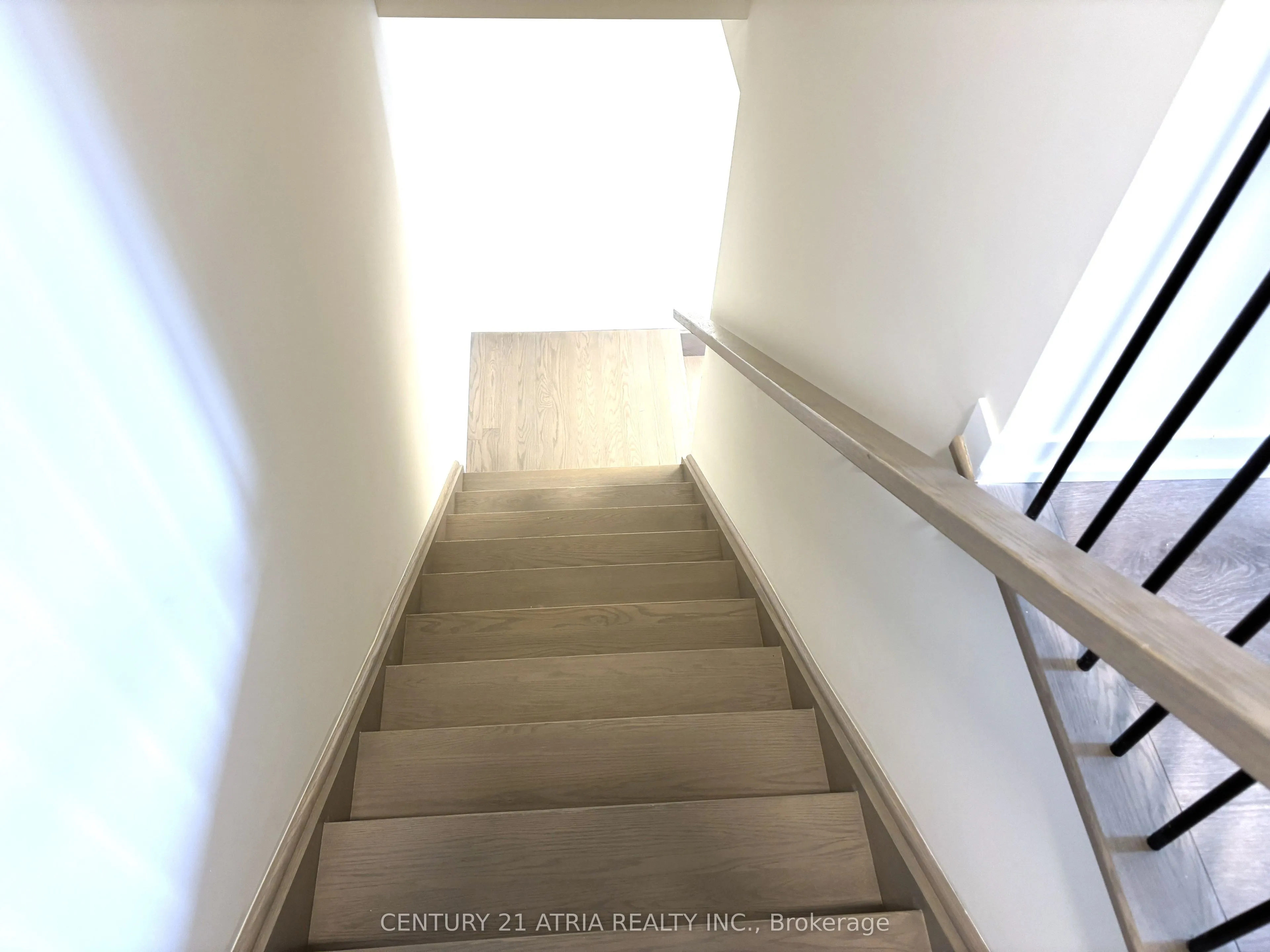 184 Matawin Lane, #0118BL11