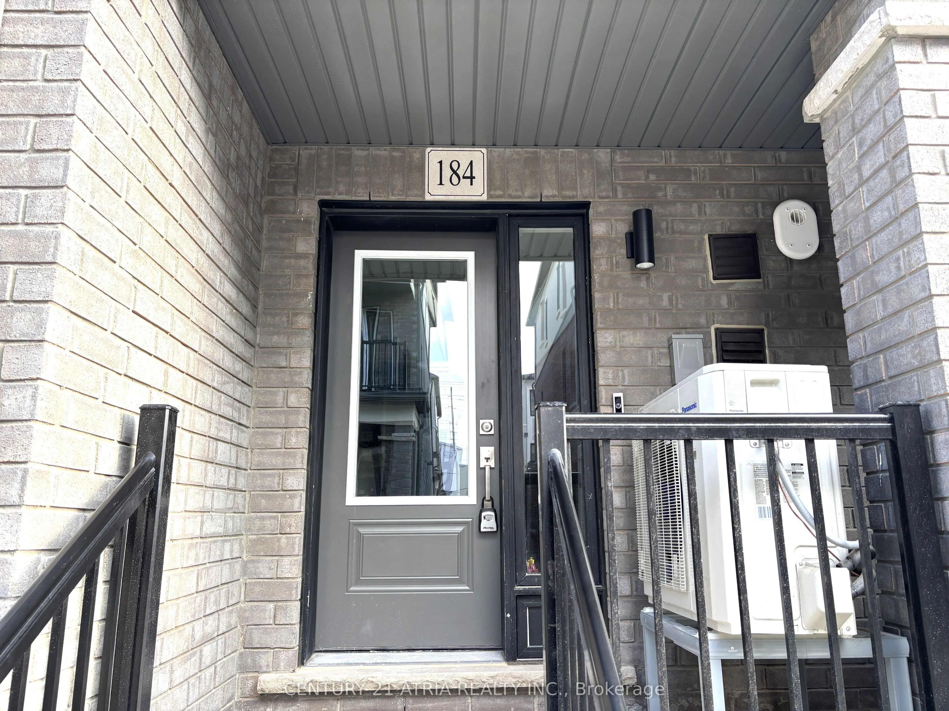 184 Matawin Lane, #0118BL11
