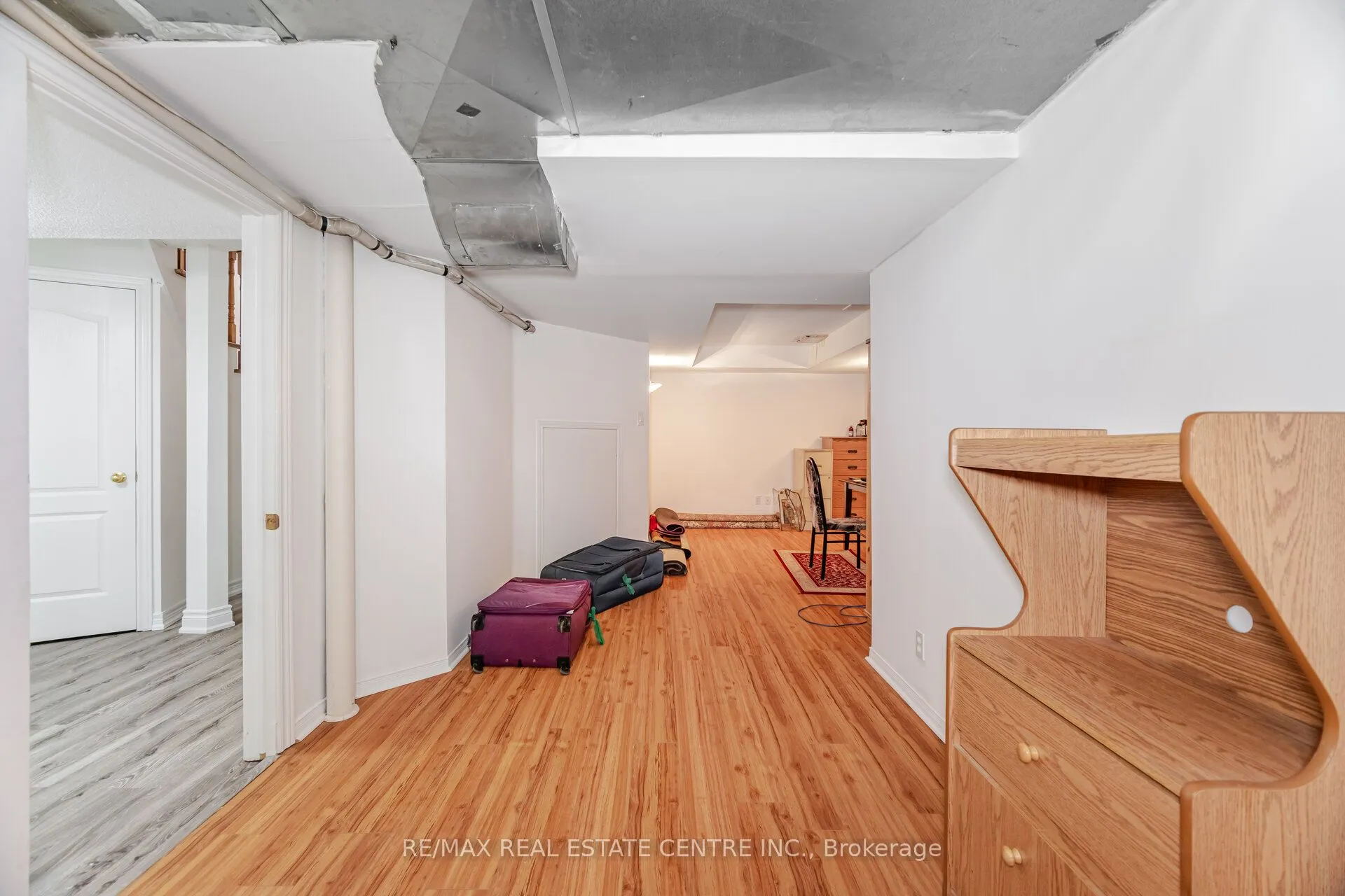 24 Futura Avenue