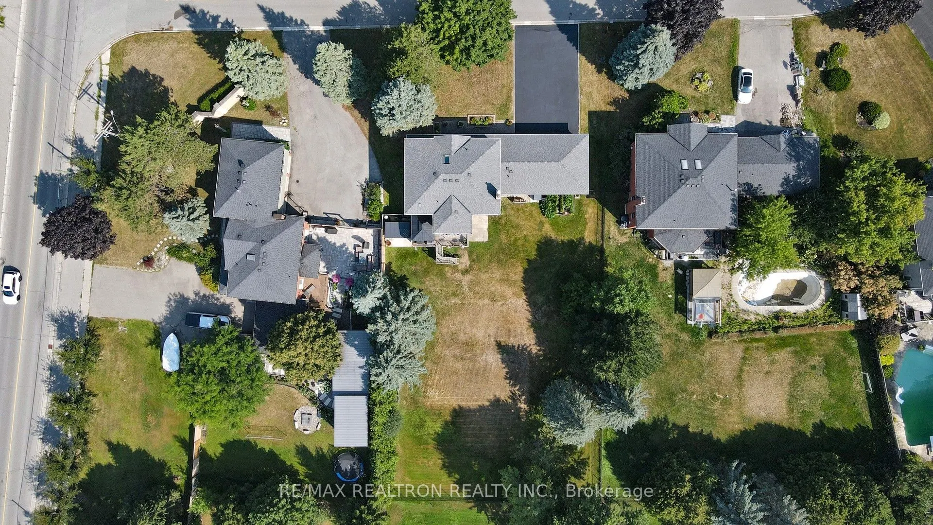 7 Ward Avenue