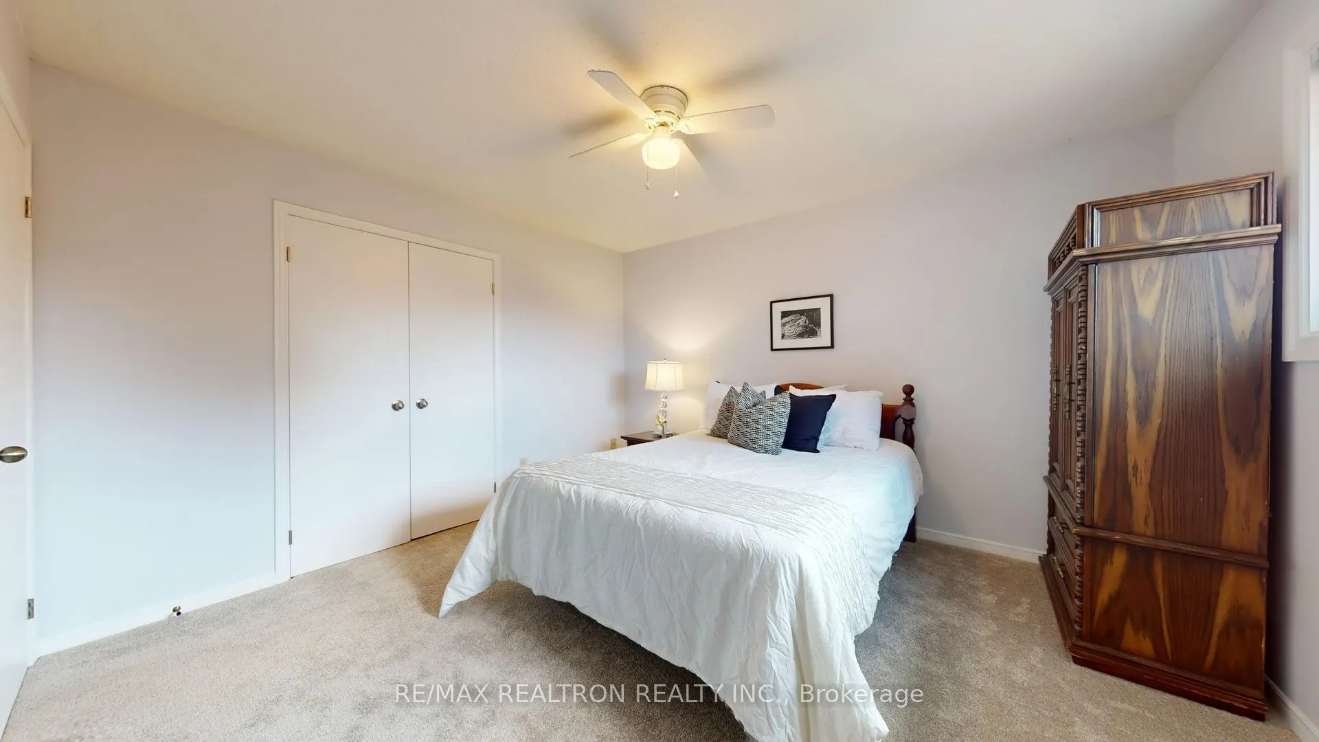 7 Ward Avenue