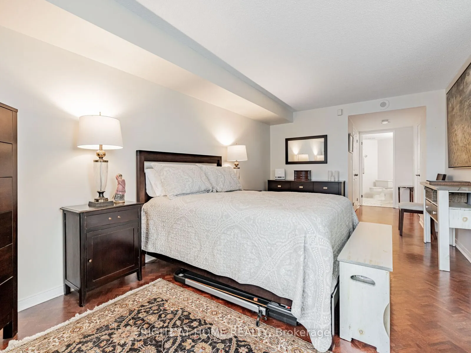 100 Arbors Lane, #209