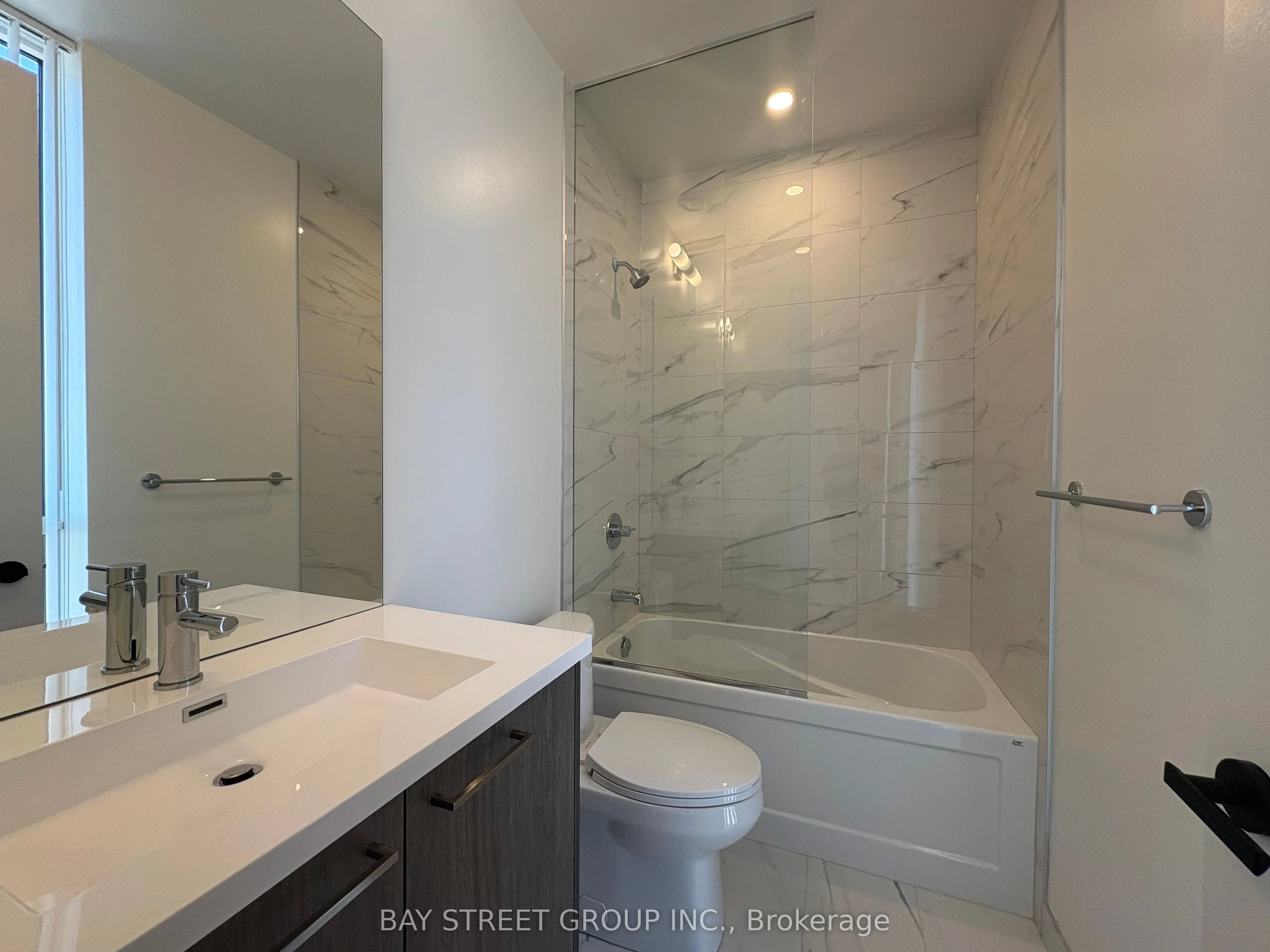 28 Interchange Way, #3110