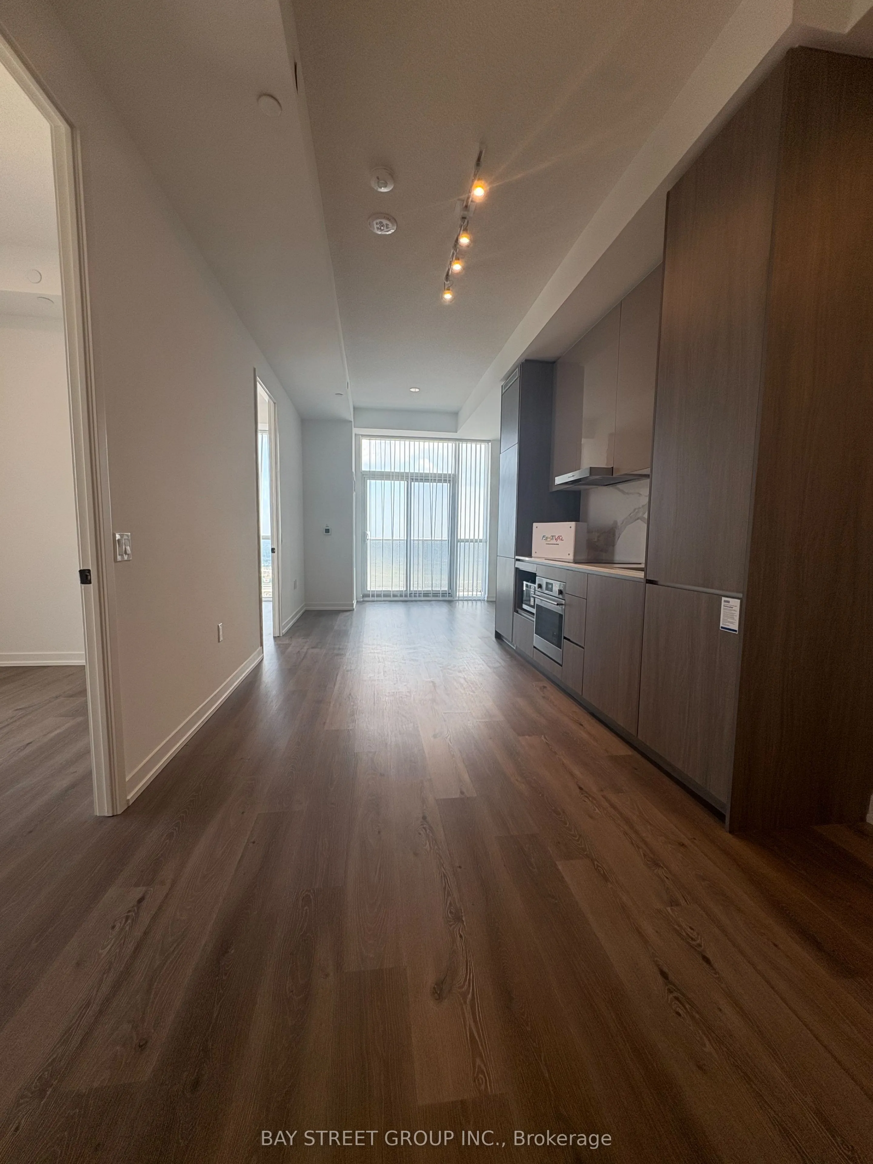28 Interchange Way, #3110