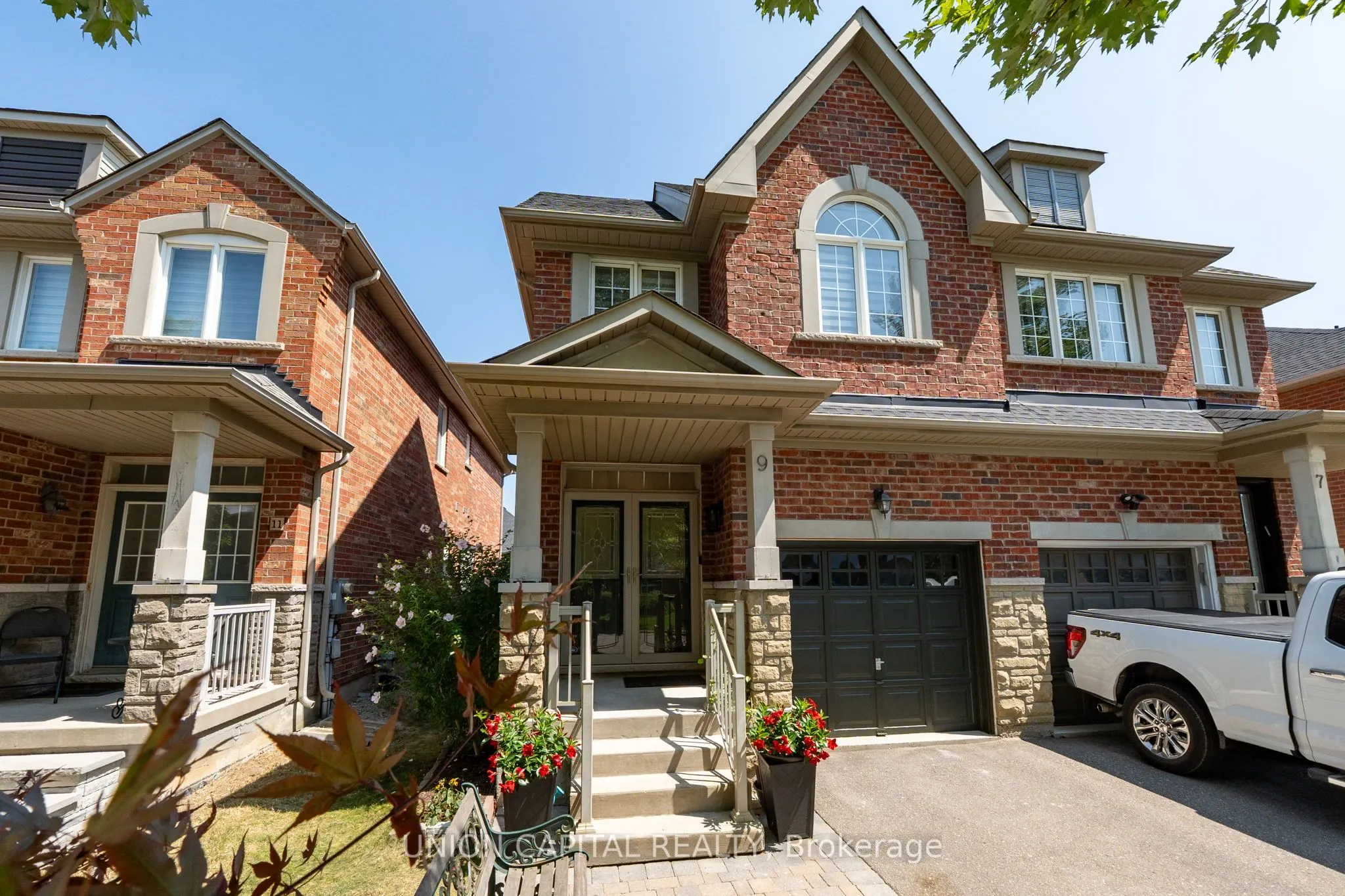9 Landwood Avenue
