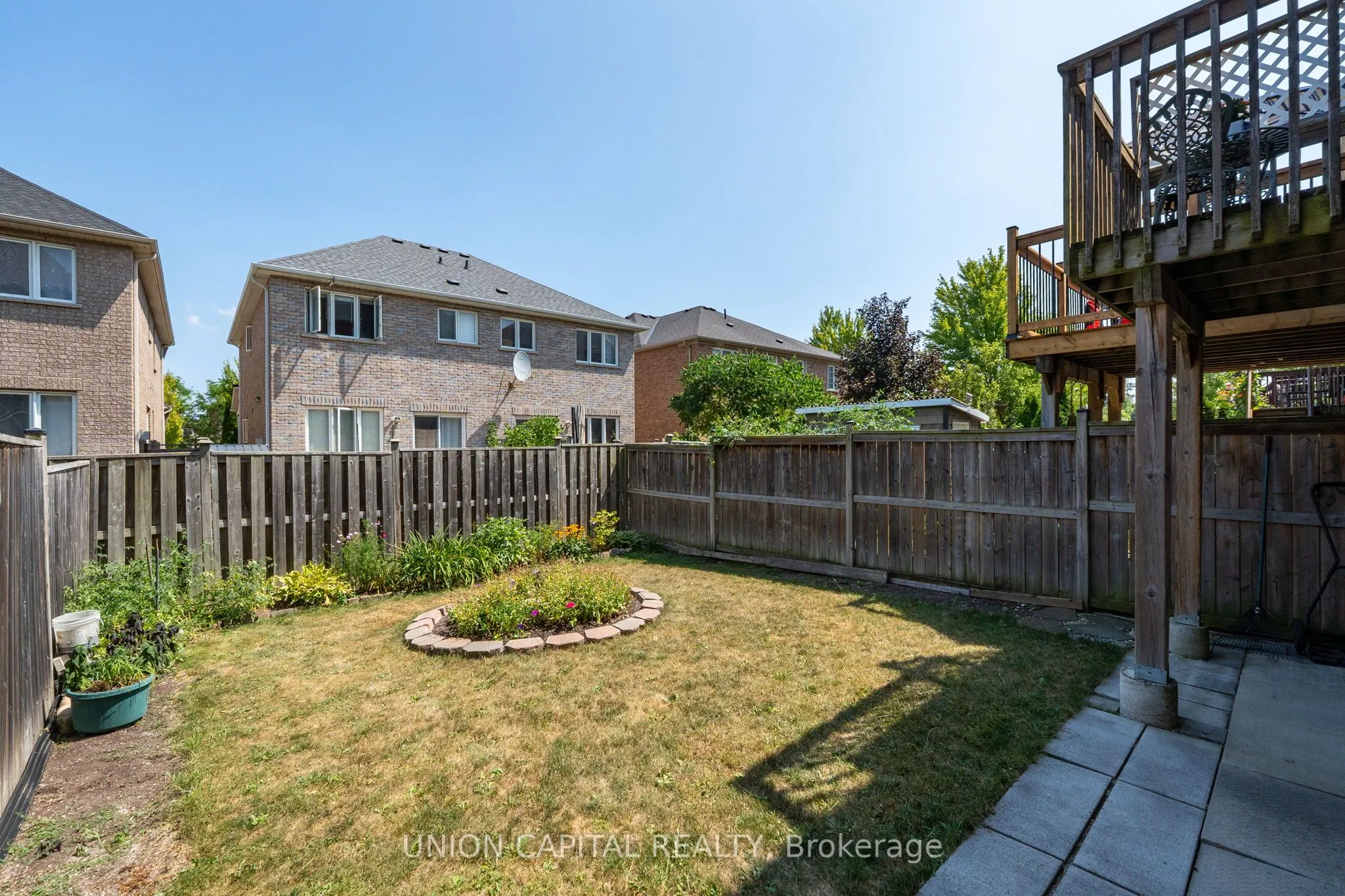 9 Landwood Avenue