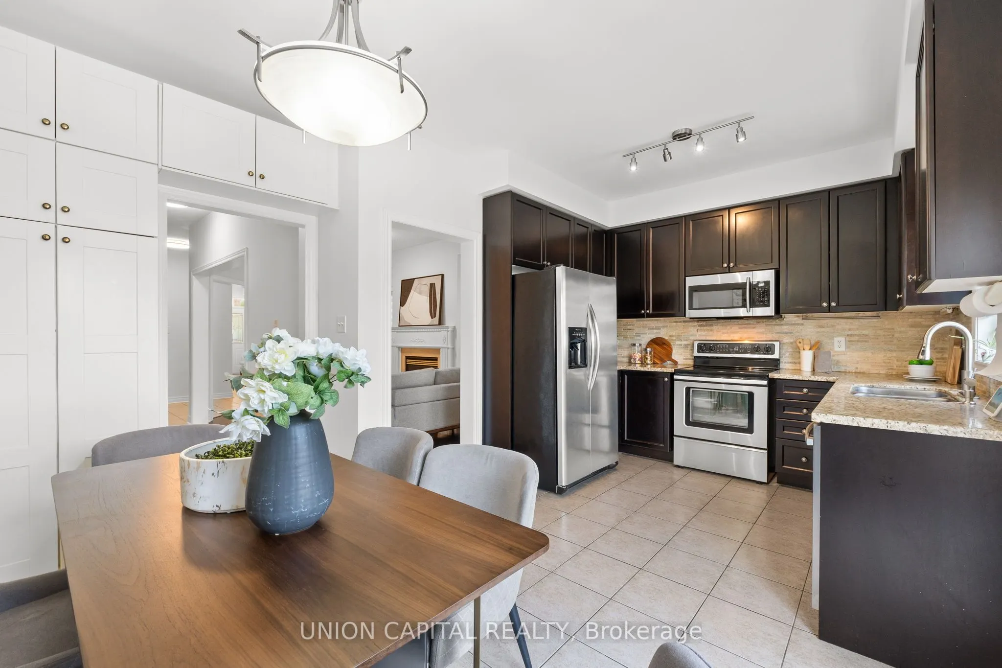 9 Landwood Avenue