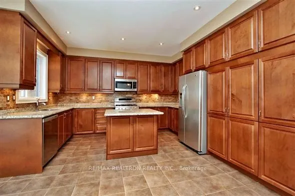 363 Maria Antonia Road