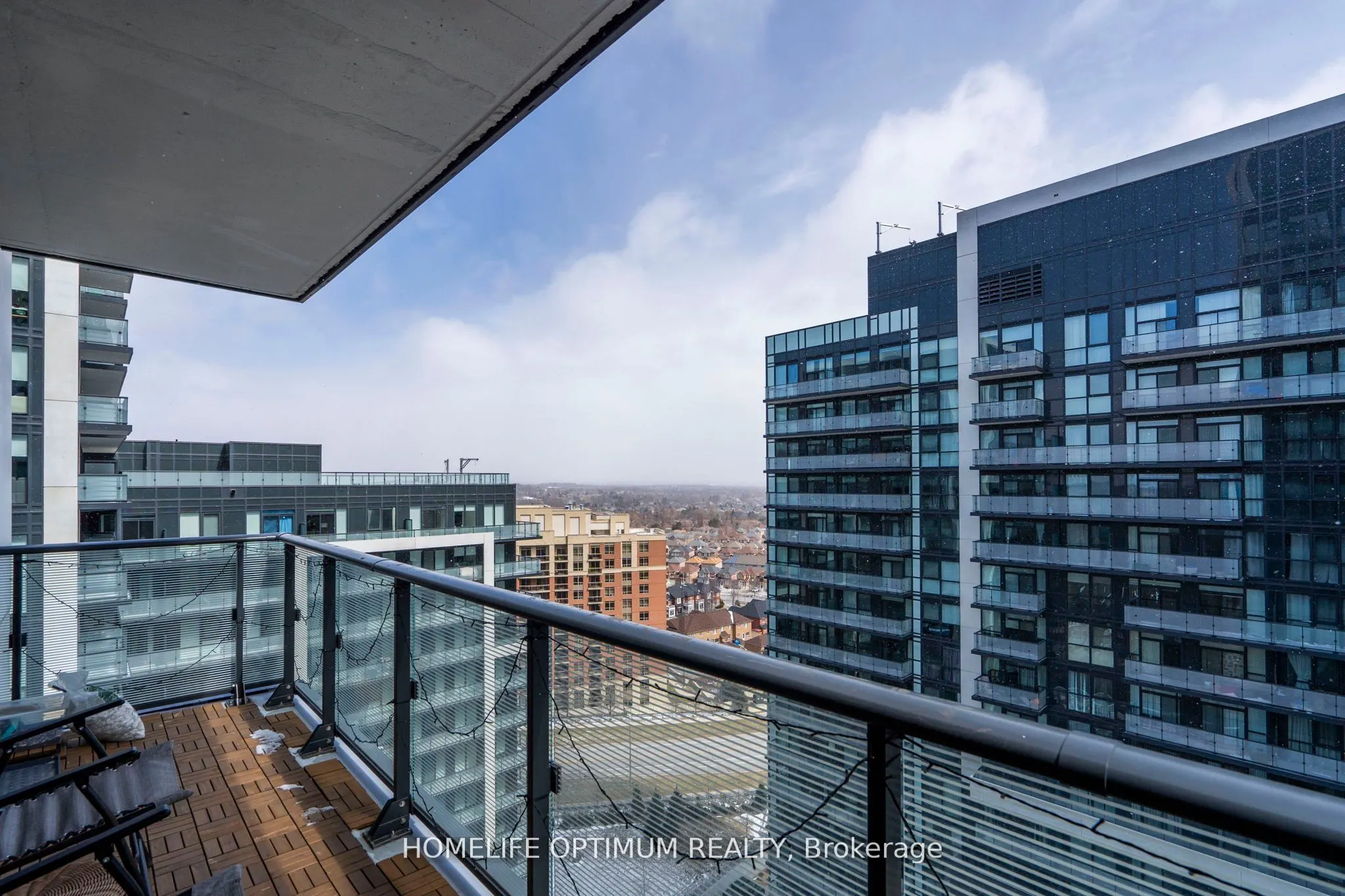 95 Oneida Crescent, #1704