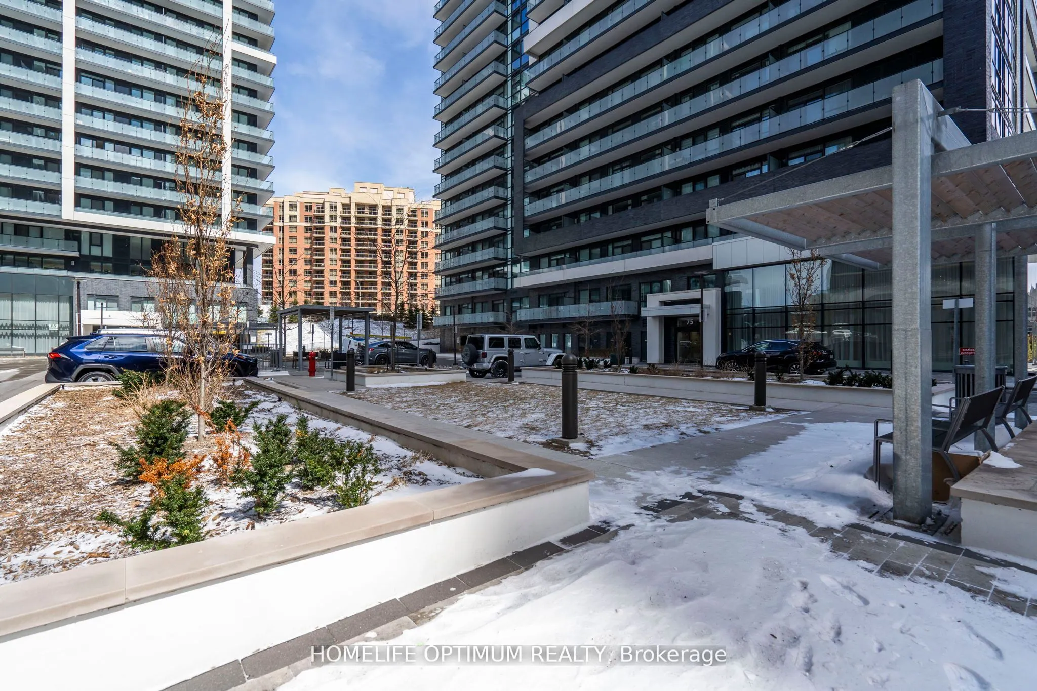 95 Oneida Crescent, #1704