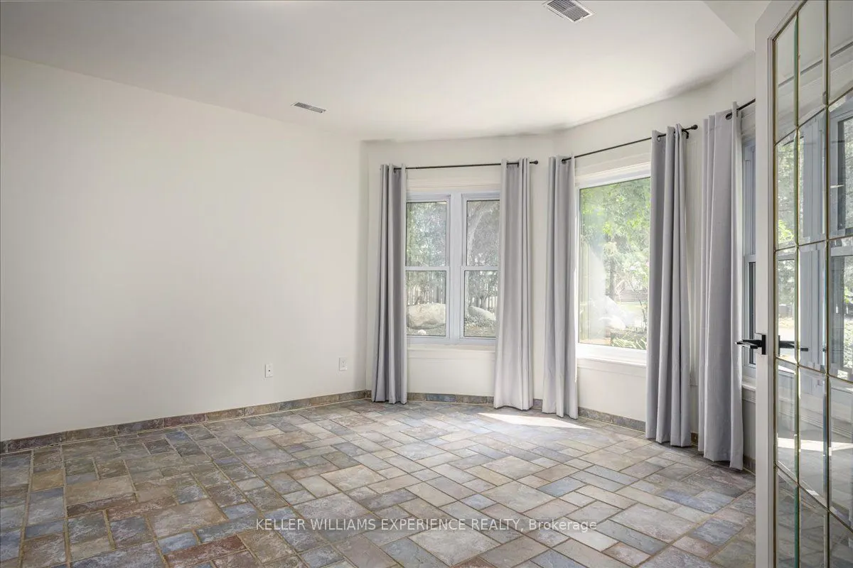 2030 Lilac Drive