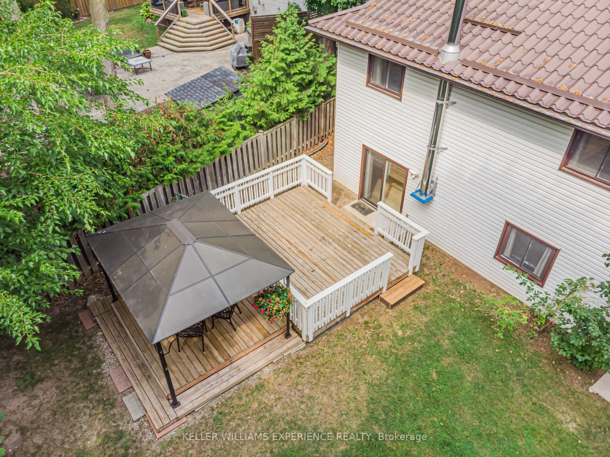 2030 Lilac Drive