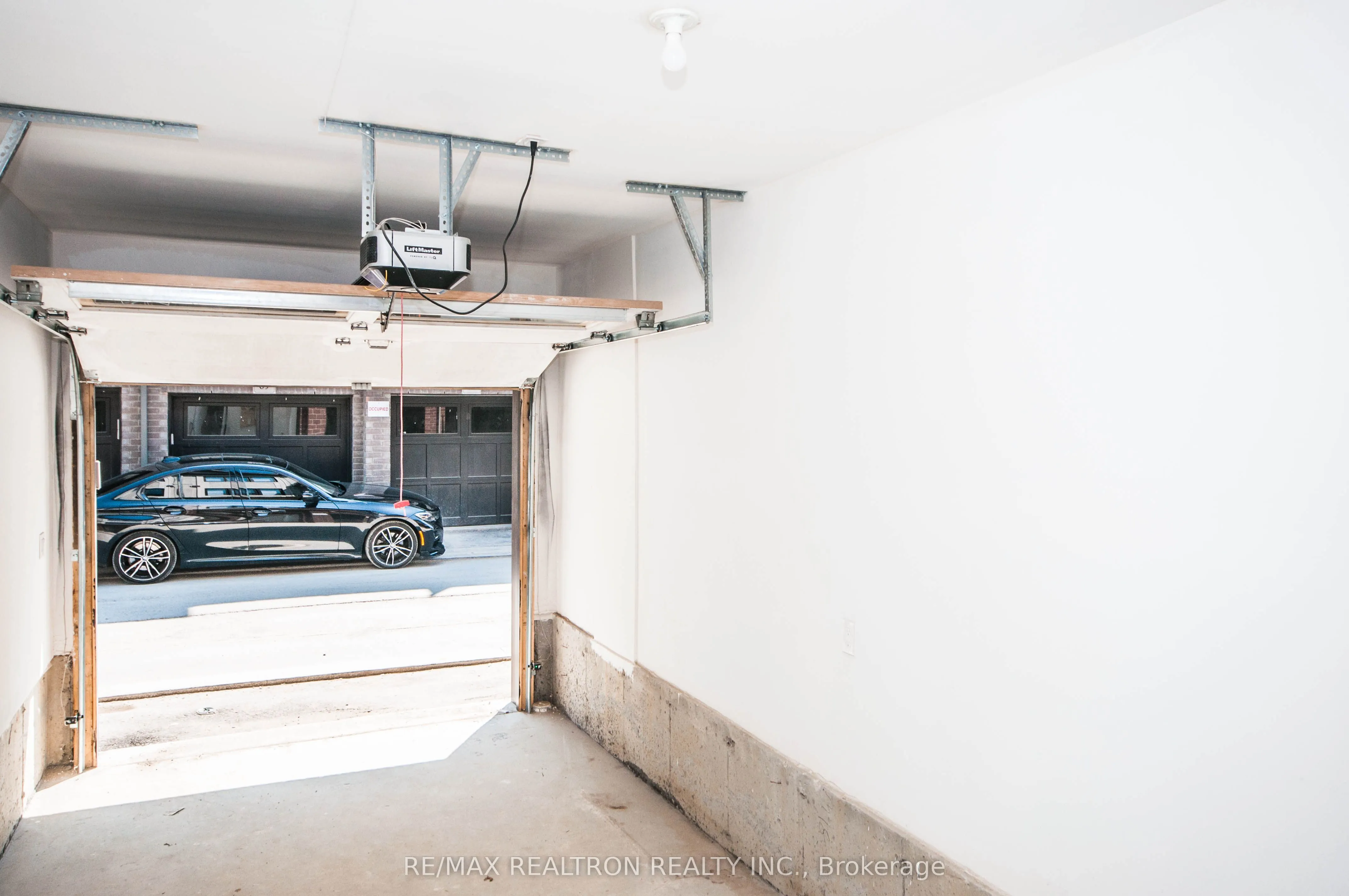 68 Matawin Lane, #34