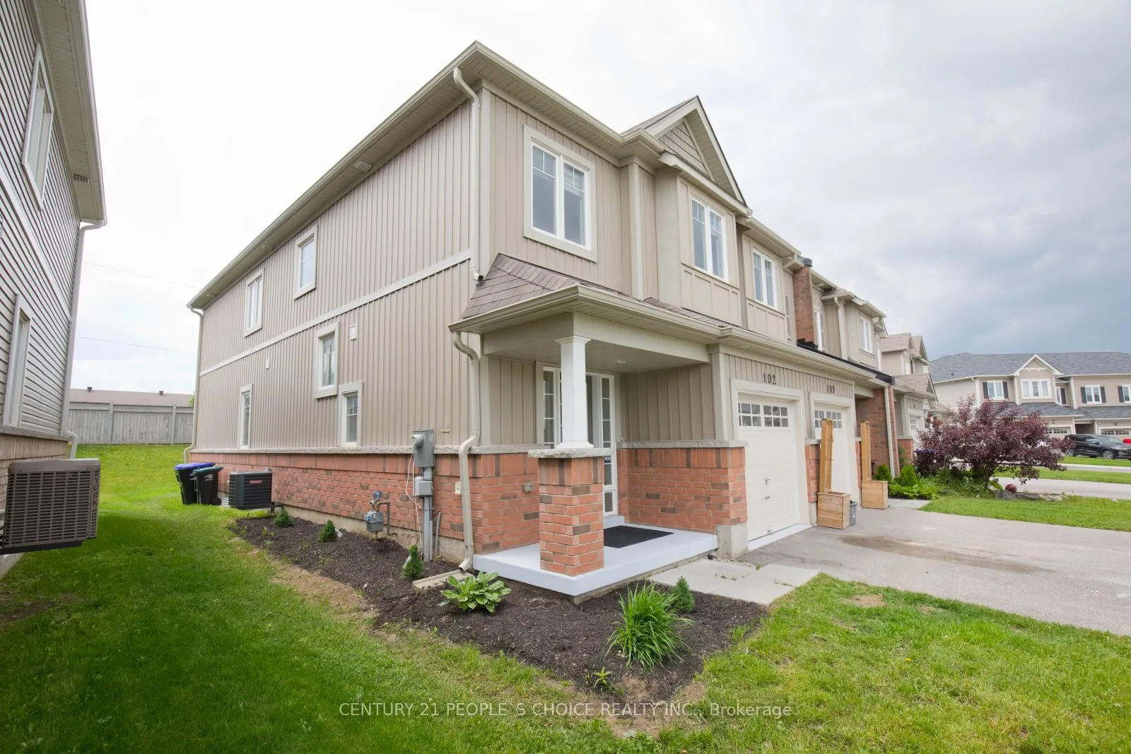 102 Knight Street