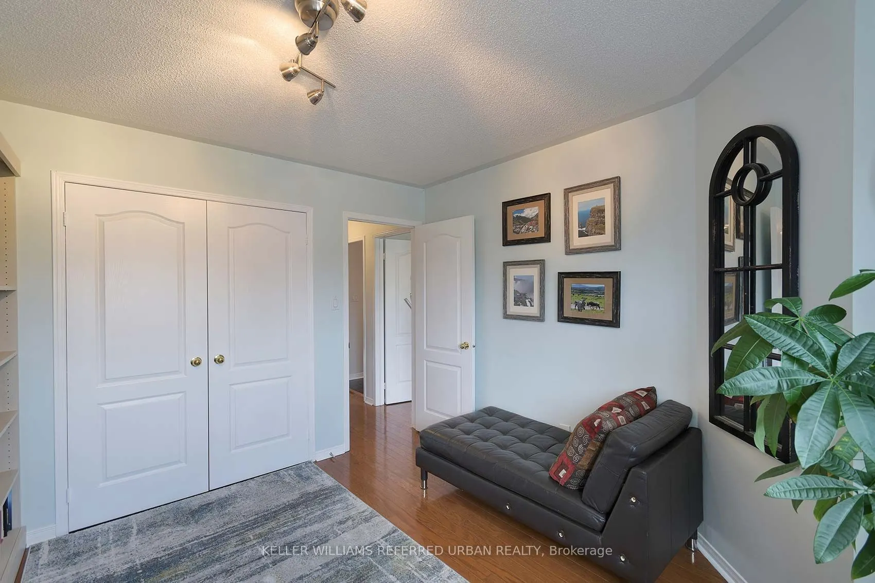 466 Silken Laumann Drive