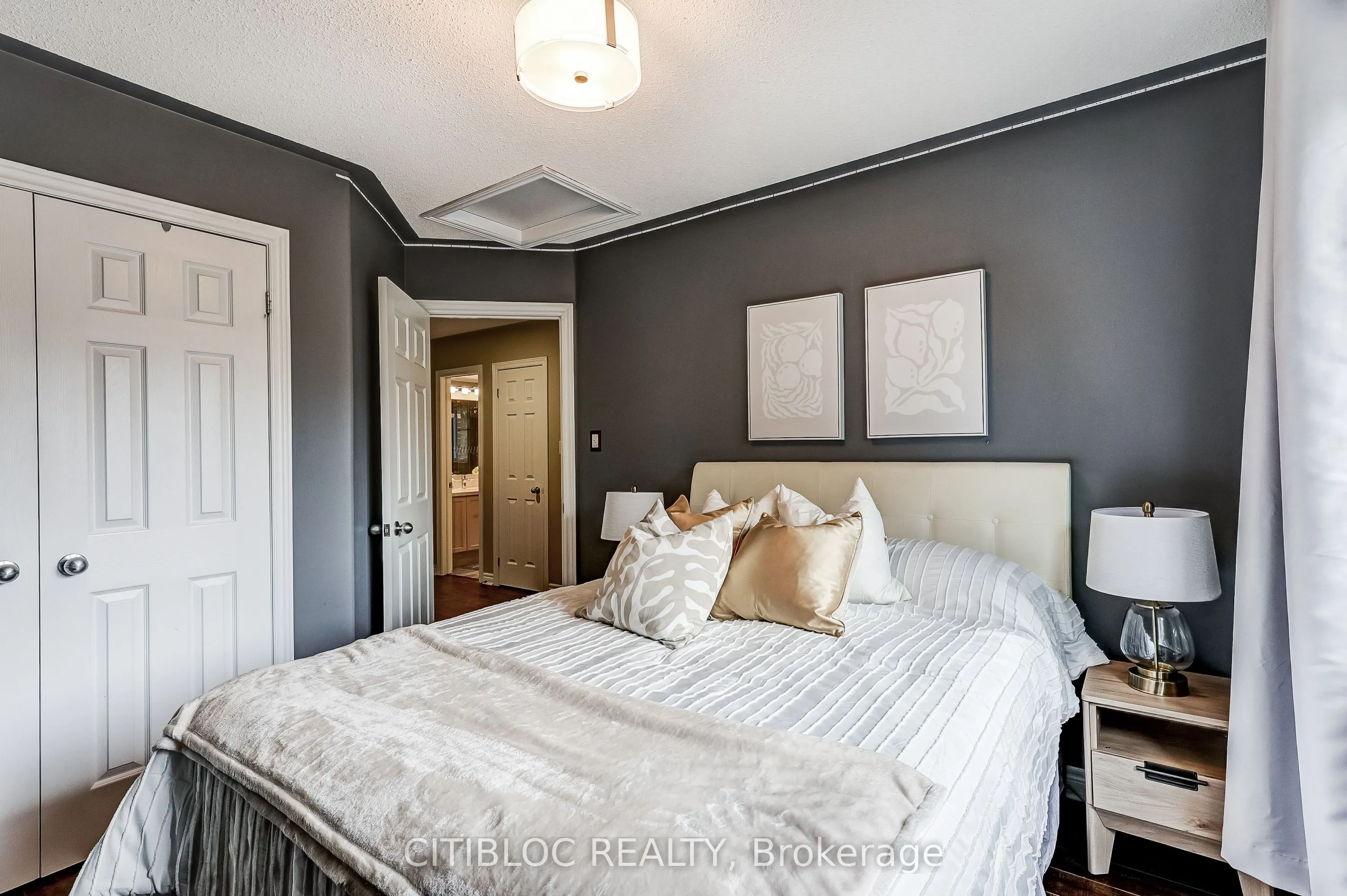 23 Evaridge Drive