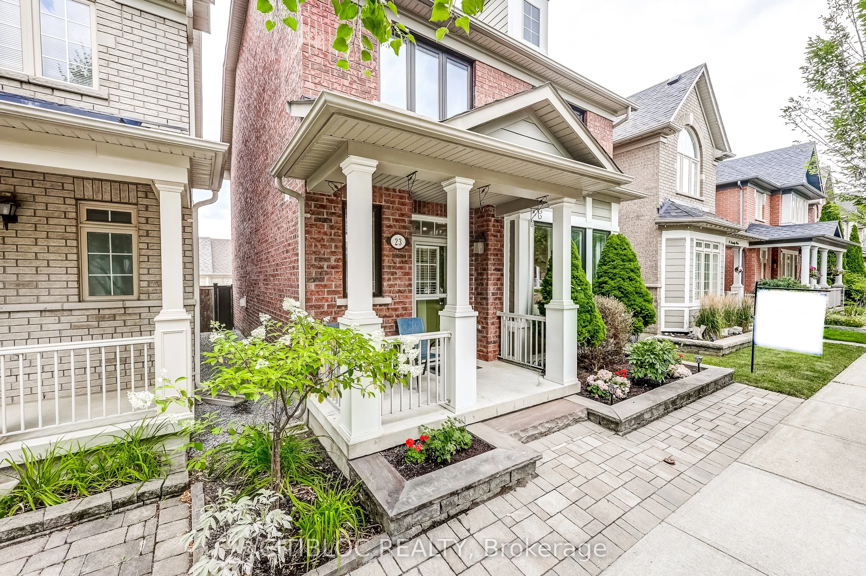 23 Evaridge Drive