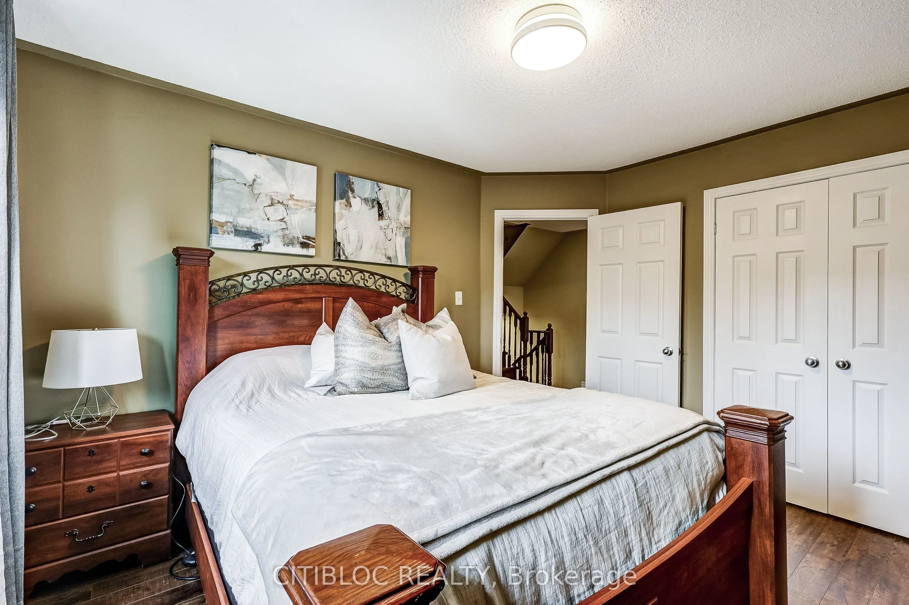 23 Evaridge Drive