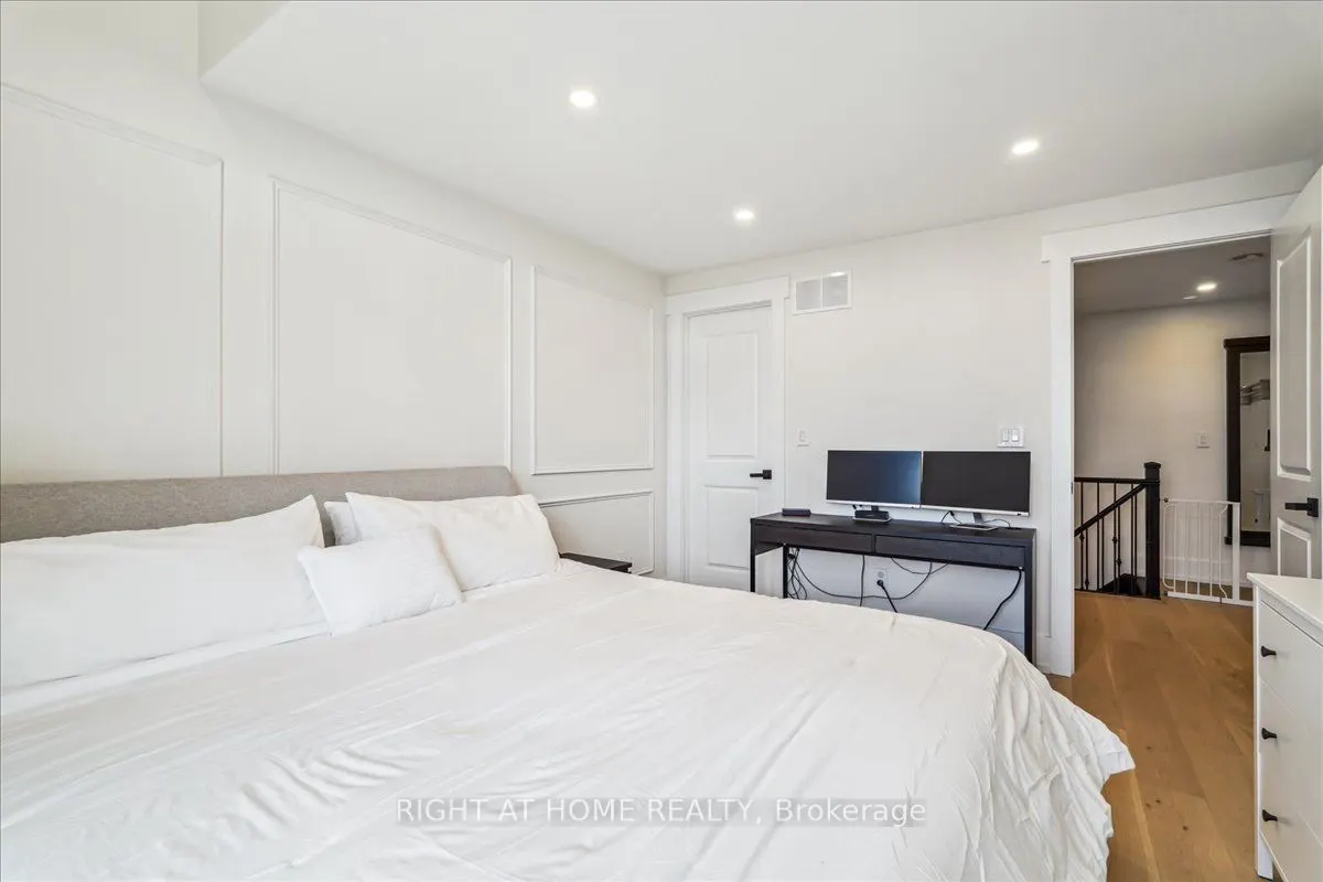 105 Kayla Crescent, #14