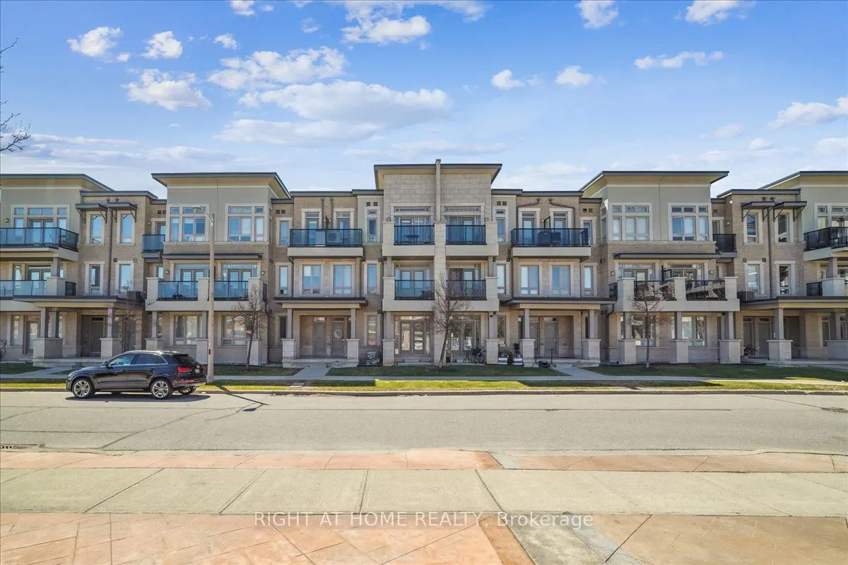 105 Kayla Crescent, #14