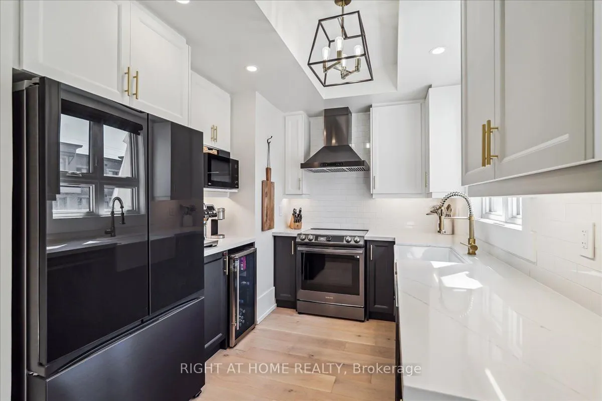 105 Kayla Crescent, #14